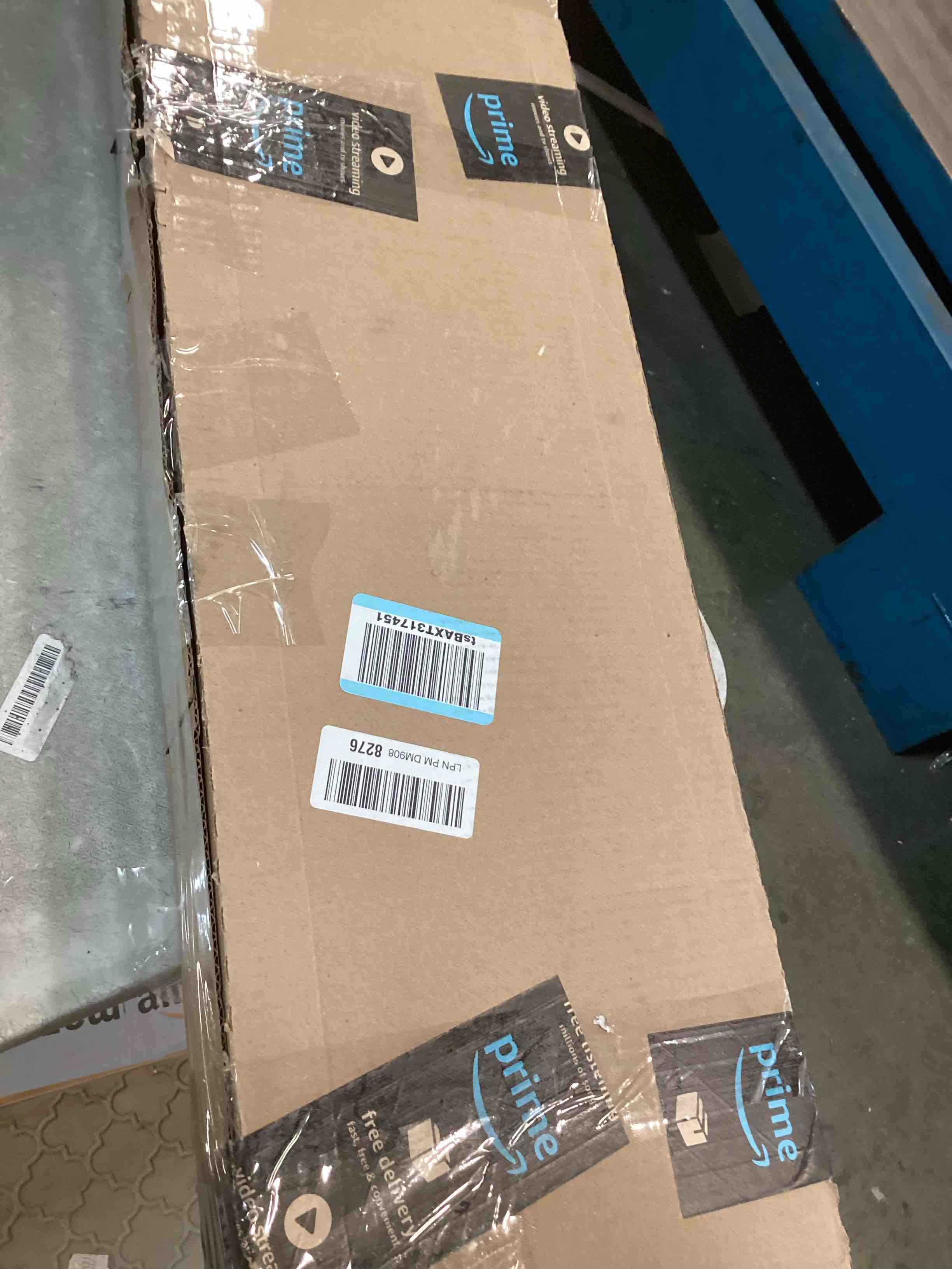 https://s3.amazonaws.com/lotting-images-prod/bidfta/PPE2228986_1737575443029.jpeg
