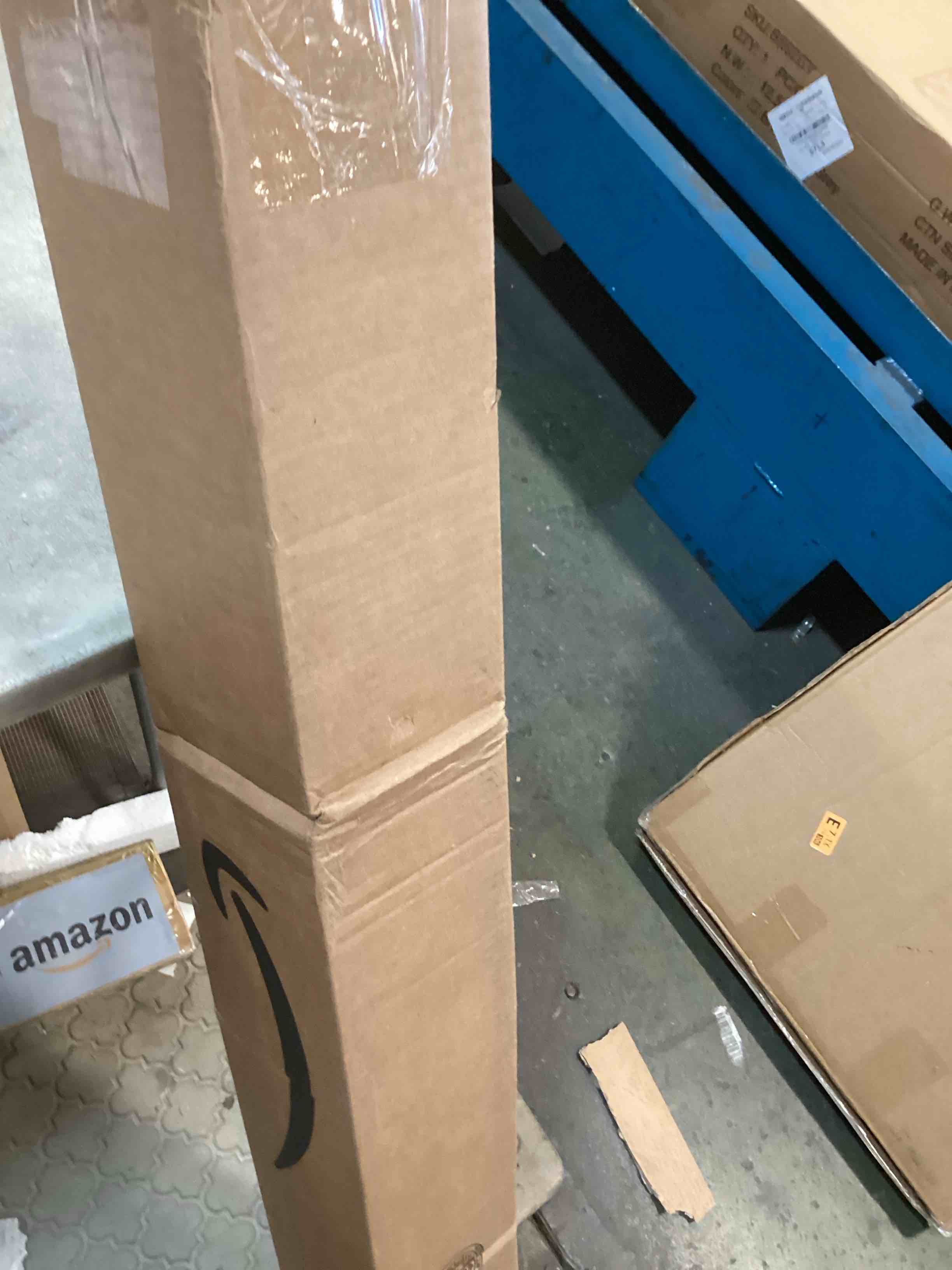 https://s3.amazonaws.com/lotting-images-prod/bidfta/PPE2228987_1737575354376.jpeg