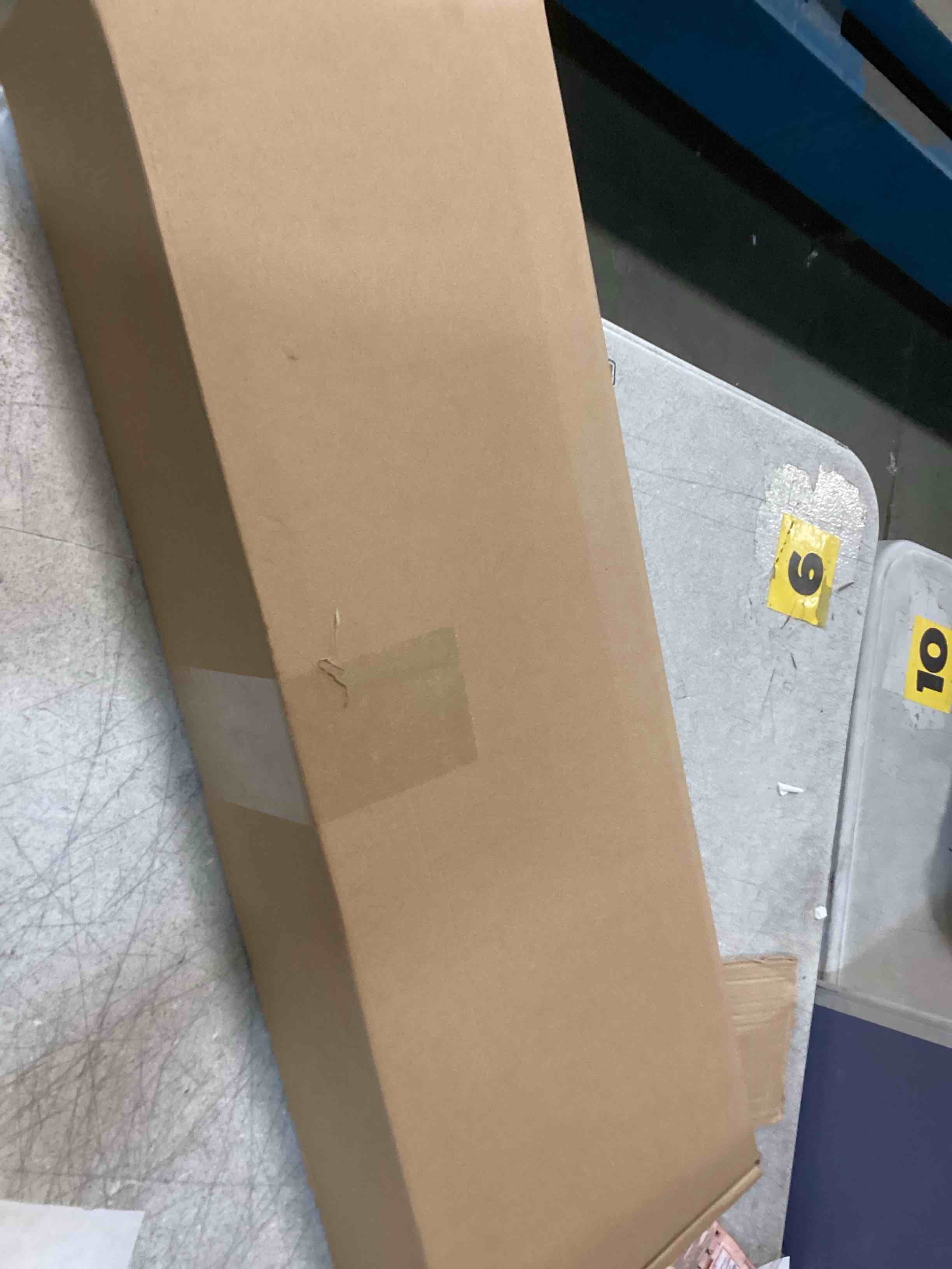 https://s3.amazonaws.com/lotting-images-prod/bidfta/PPE2229231_1737652867386.jpeg
