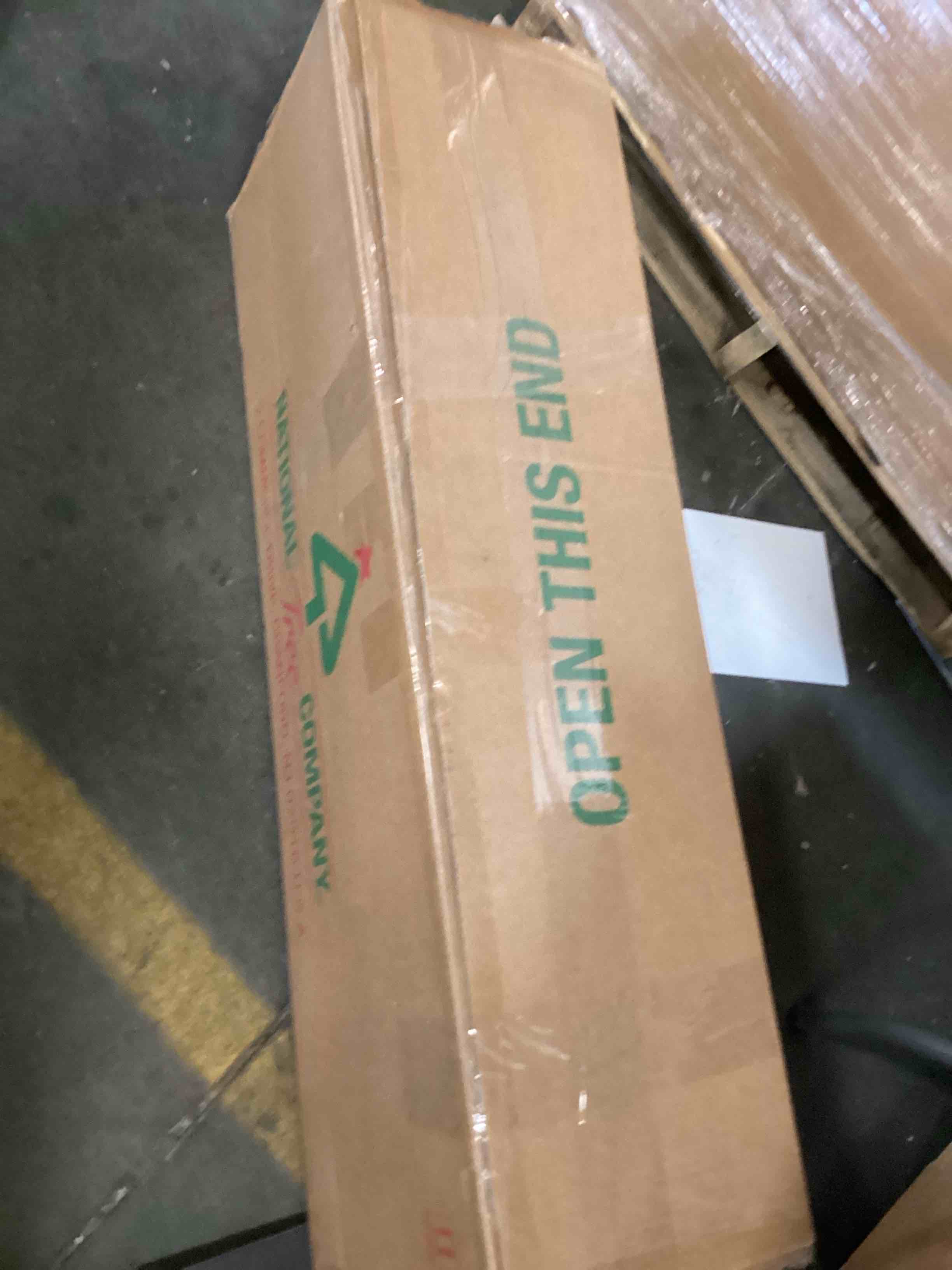 https://s3.amazonaws.com/lotting-images-prod/bidfta/PPE2229346_1737732705408.jpeg
