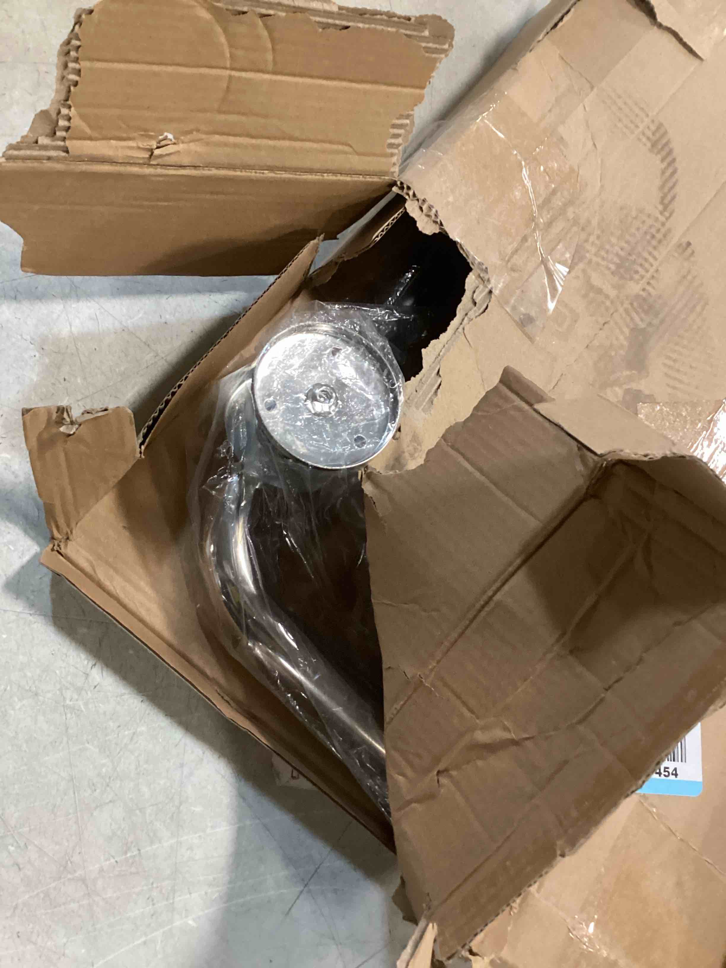 https://s3.amazonaws.com/lotting-images-prod/bidfta/PPE2229414_1737722596195.jpeg