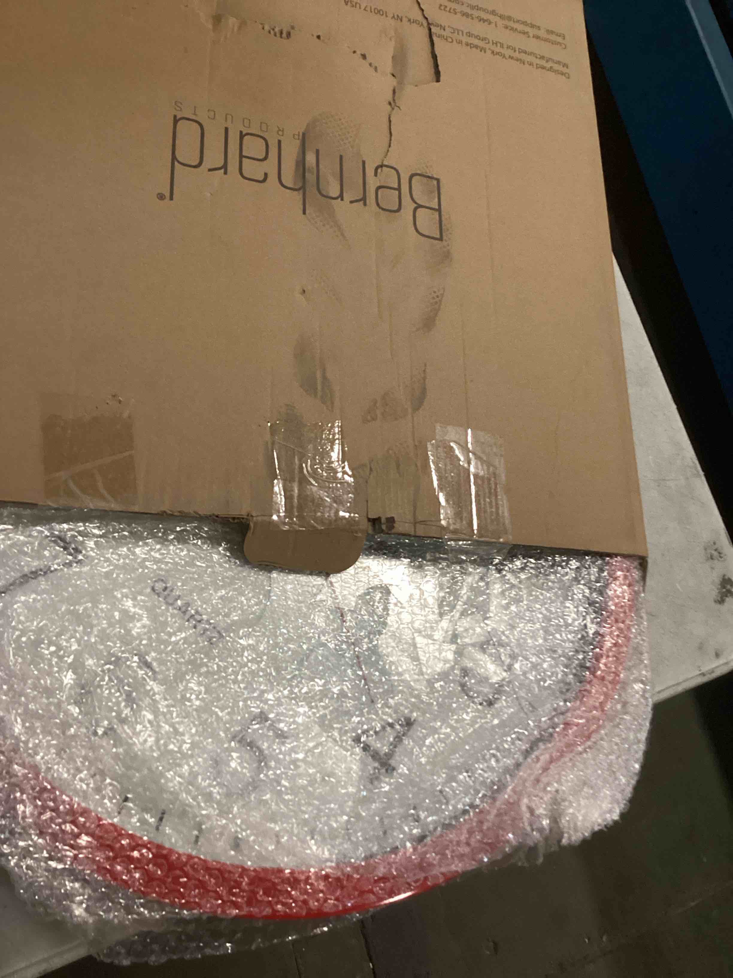 https://s3.amazonaws.com/lotting-images-prod/bidfta/PPE2229423_1737721669390.jpeg
