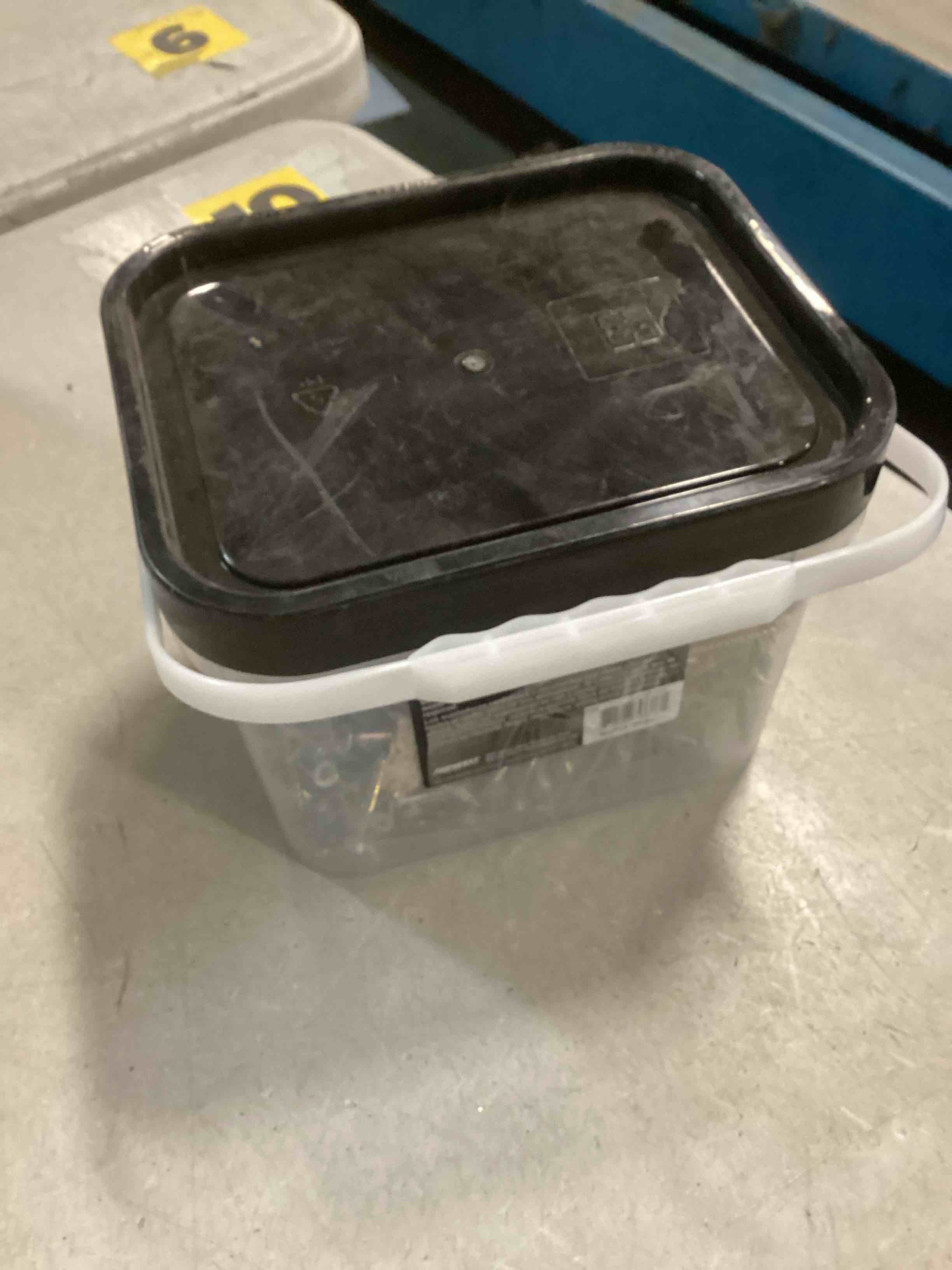 https://s3.amazonaws.com/lotting-images-prod/bidfta/PPE2229513_1737752351897.jpeg