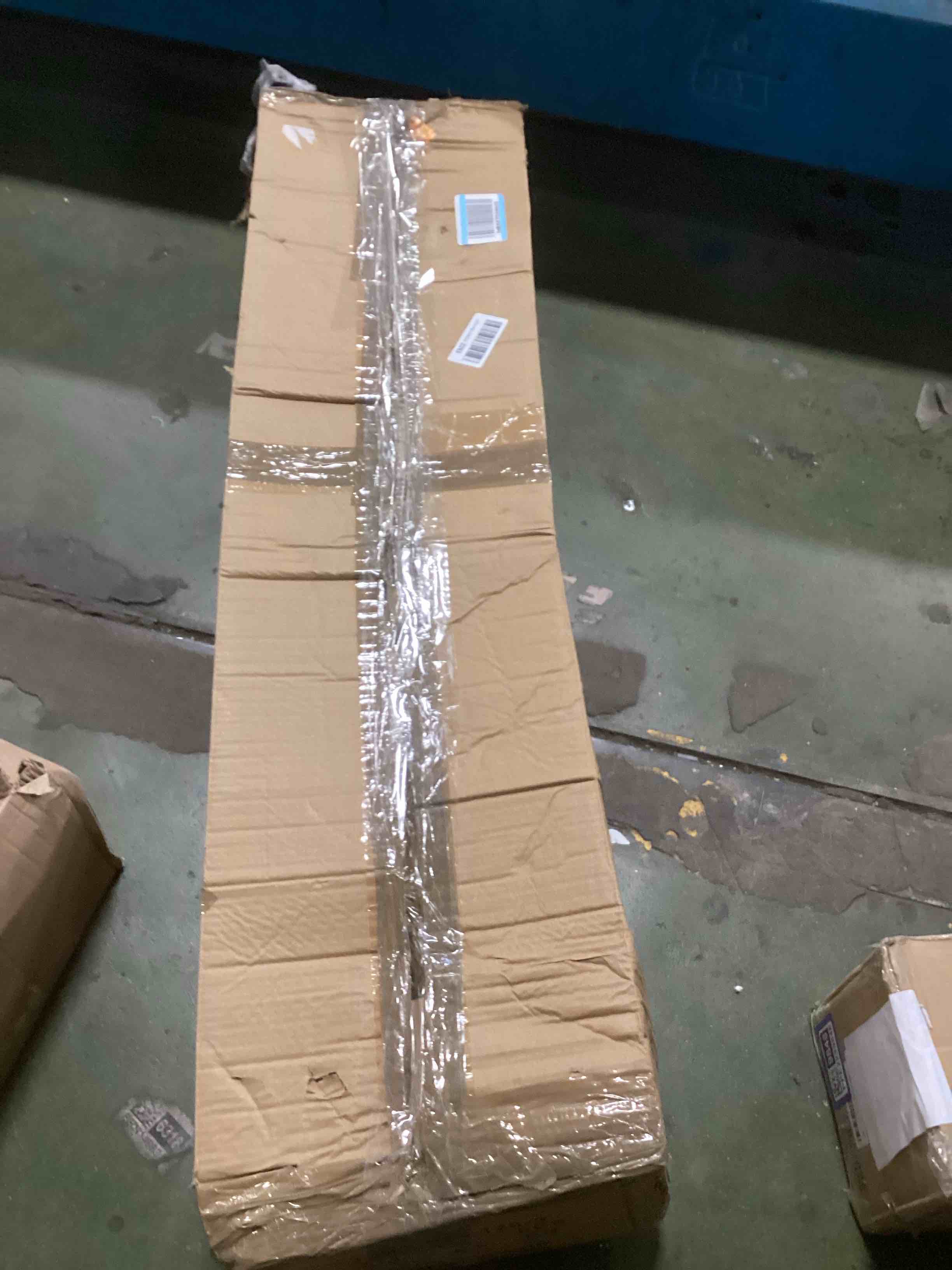 https://s3.amazonaws.com/lotting-images-prod/bidfta/PPE2229862_1738245718004.jpeg