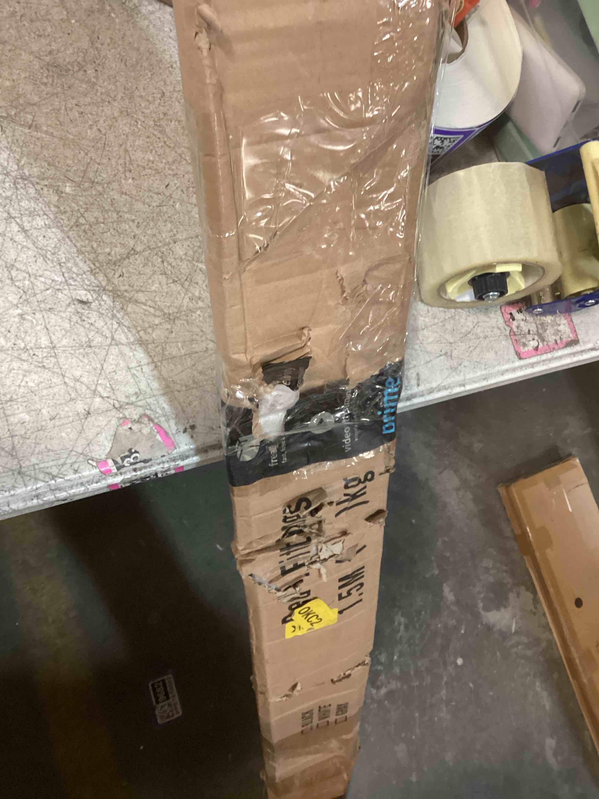 https://s3.amazonaws.com/lotting-images-prod/bidfta/PPE2230020_1737553109385.jpeg