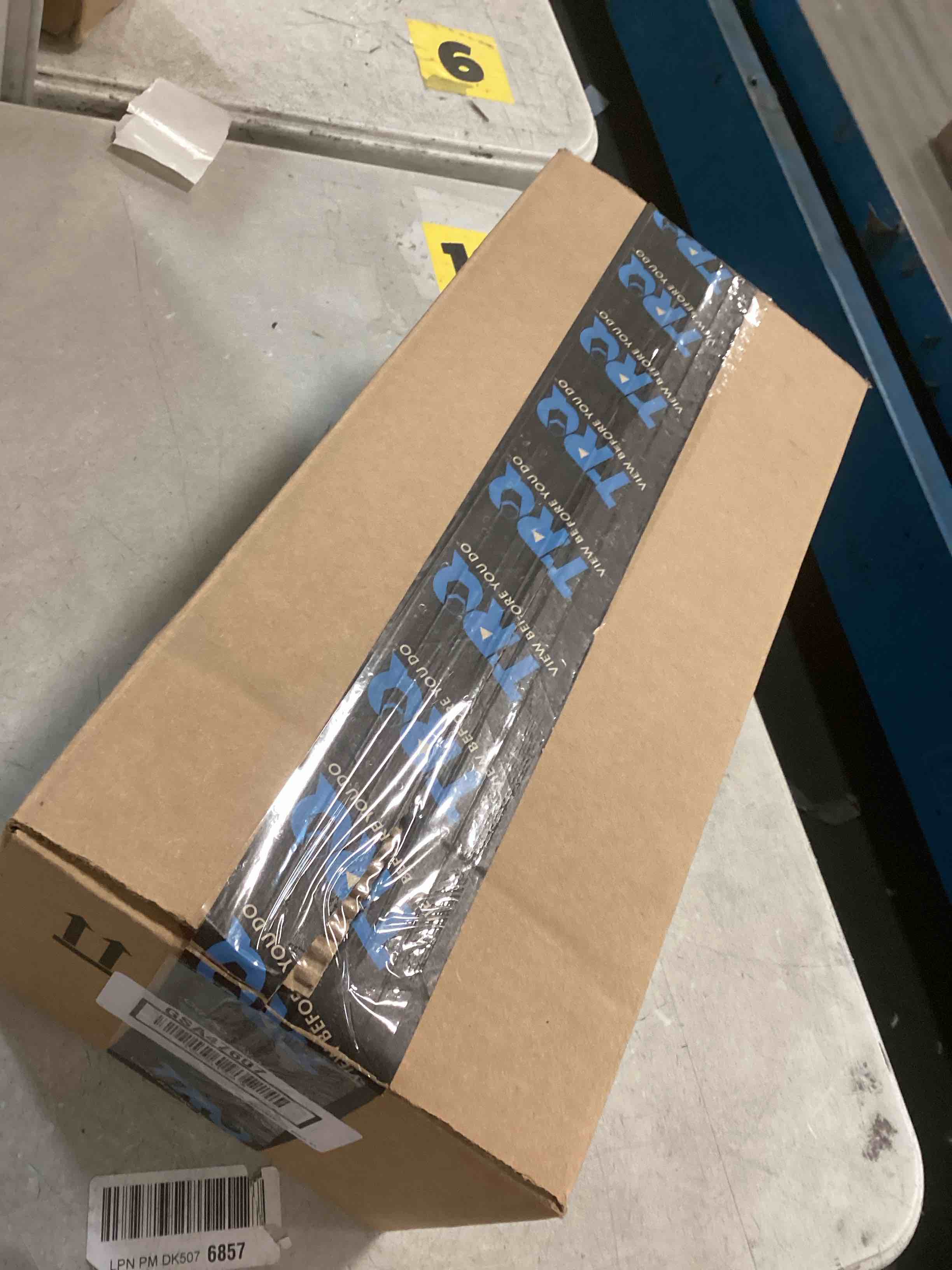 https://s3.amazonaws.com/lotting-images-prod/bidfta/PPE2230442_1737657608652.jpeg
