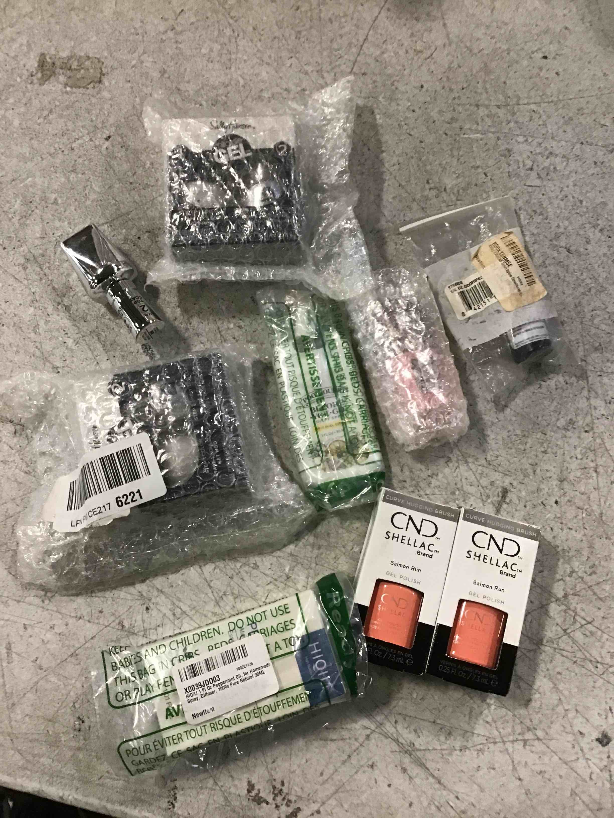 https://s3.amazonaws.com/lotting-images-prod/bidfta/PPE2231089_1738156991583.jpeg