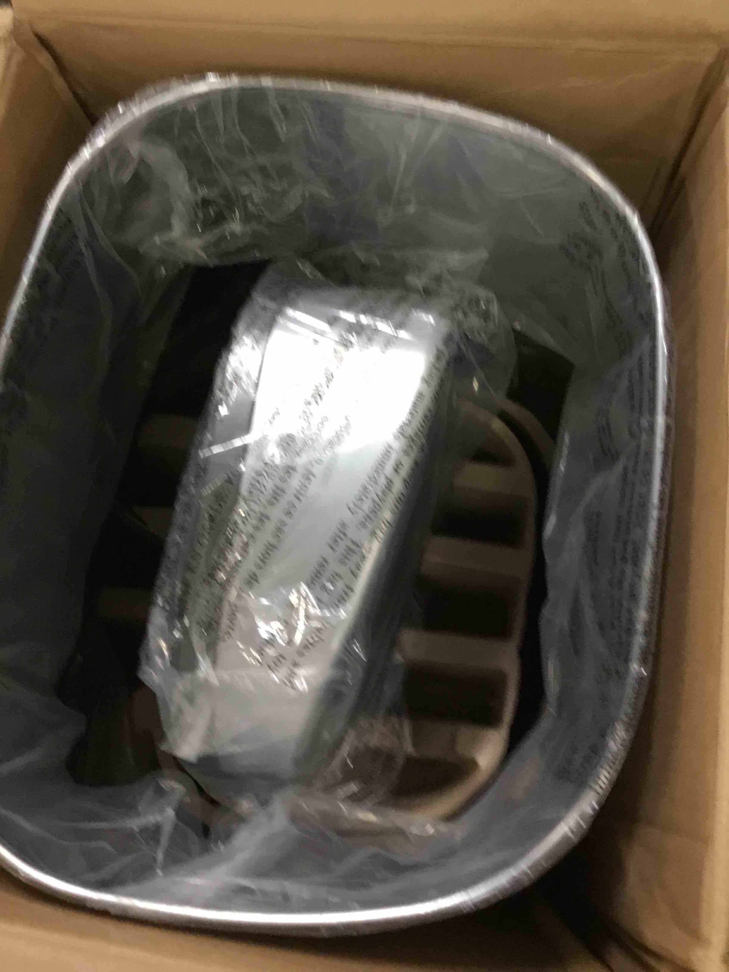 https://s3.amazonaws.com/lotting-images-prod/bidfta/PPE2231605_1738608474863.jpeg