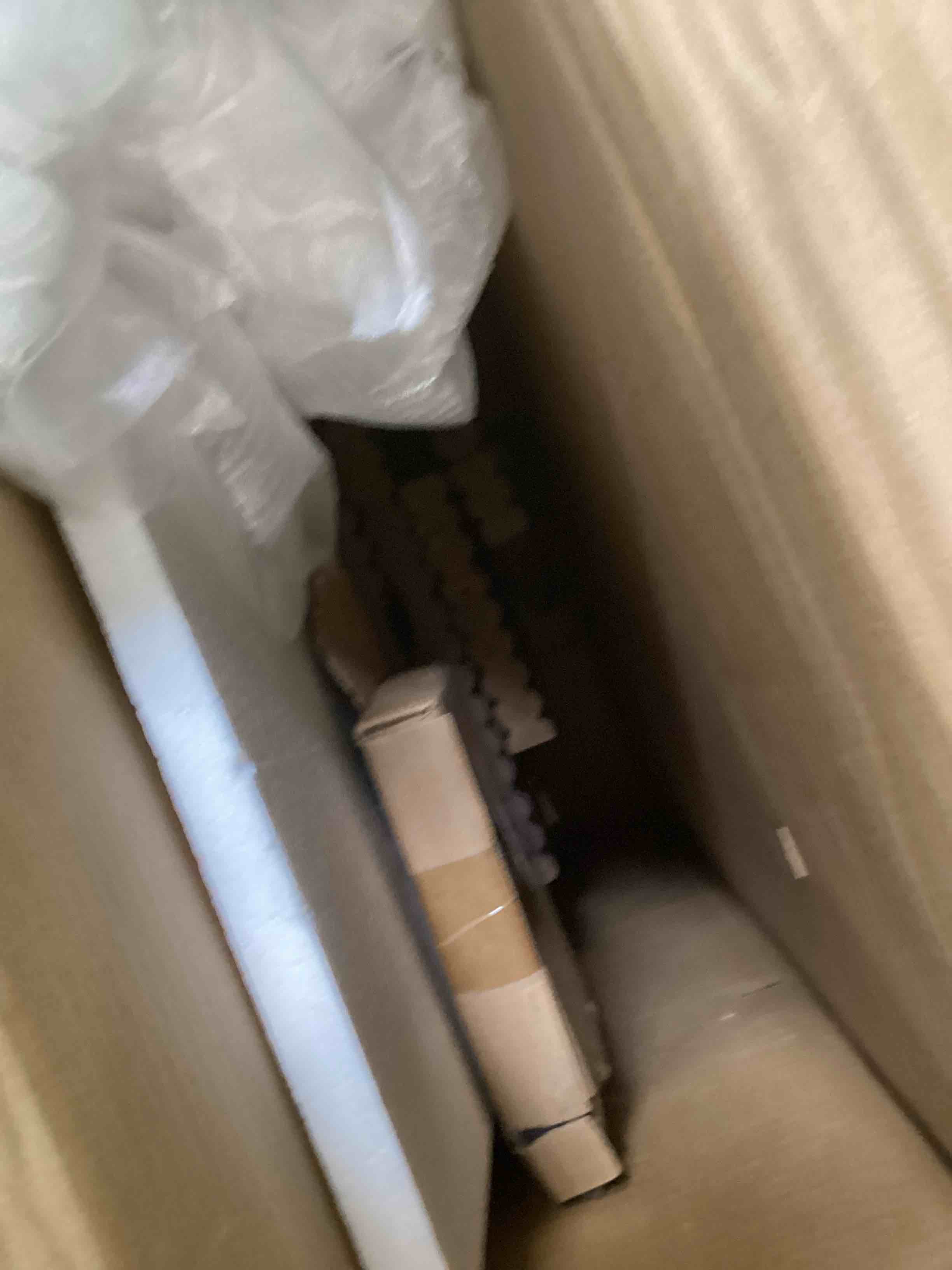 https://s3.amazonaws.com/lotting-images-prod/bidfta/PPE2232032_1738943627481.jpeg
