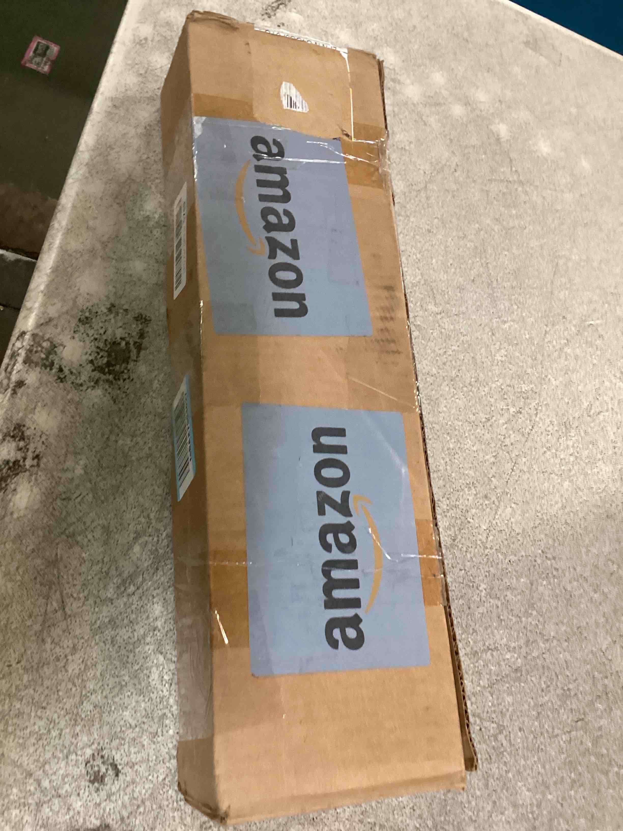 https://s3.amazonaws.com/lotting-images-prod/bidfta/PPE2232083_1738953017735.jpeg