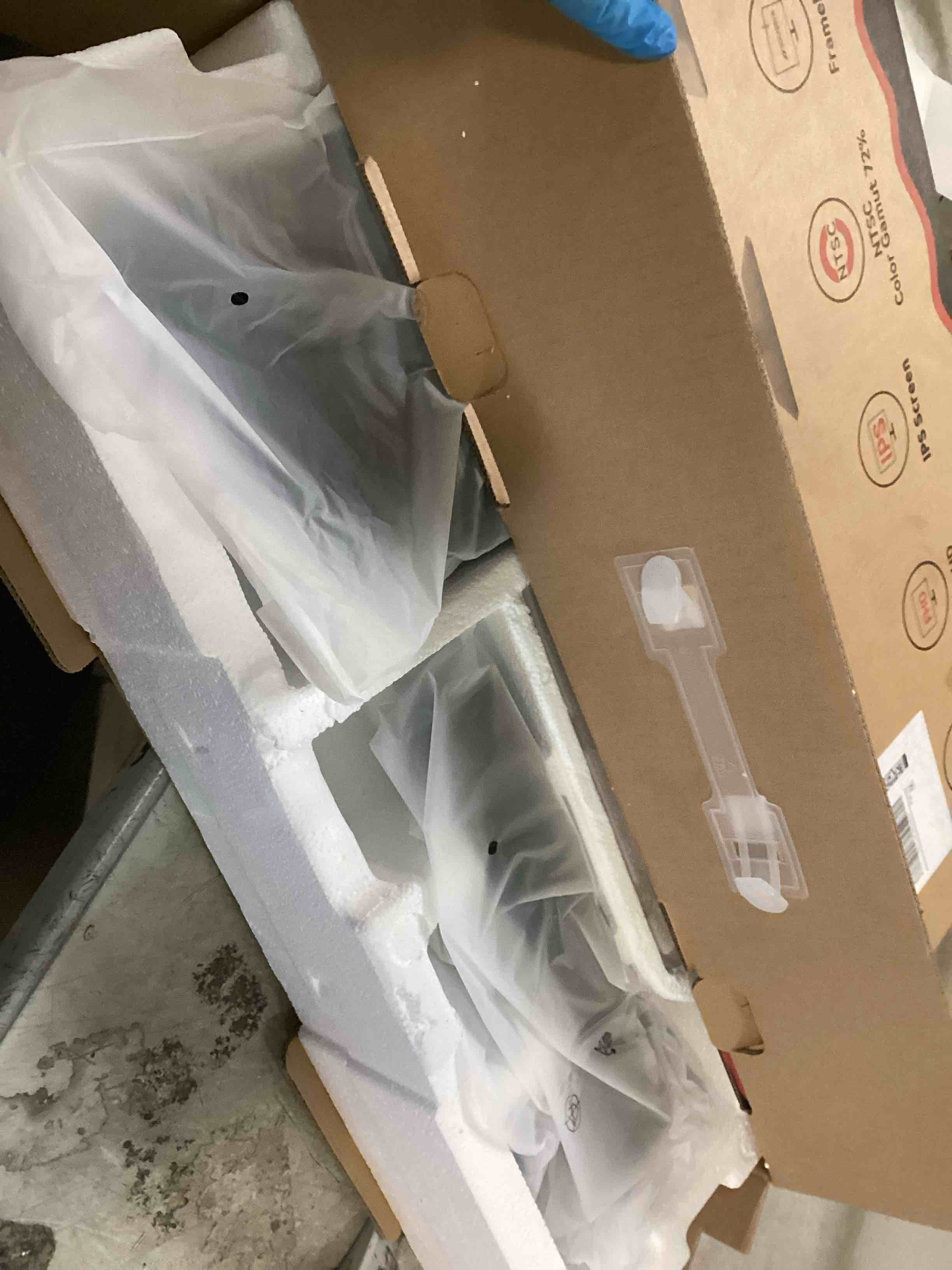 https://s3.amazonaws.com/lotting-images-prod/bidfta/PPE2232204_1739202684870.jpeg