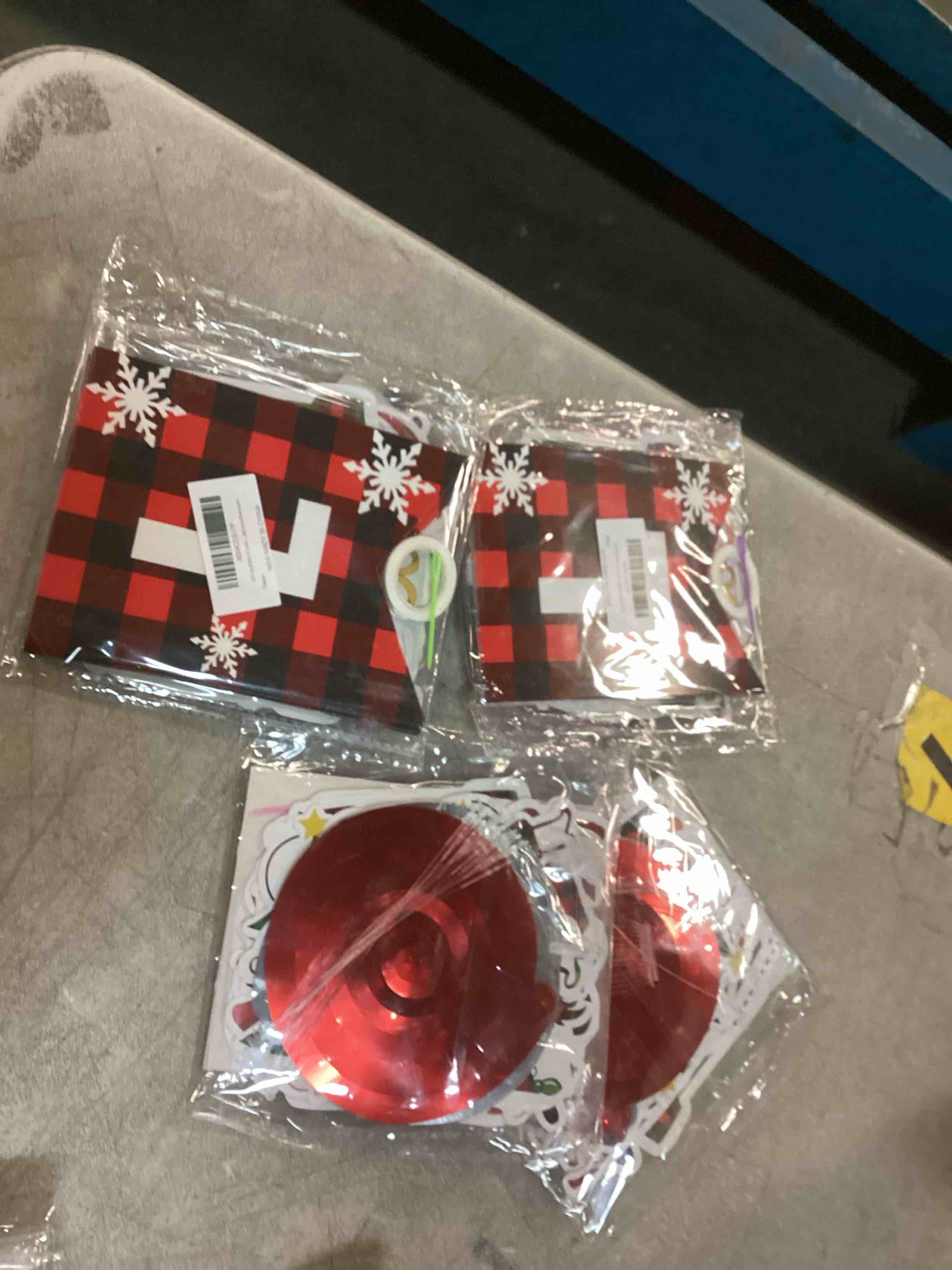 https://s3.amazonaws.com/lotting-images-prod/bidfta/PPE2232922_1739455285333.jpeg