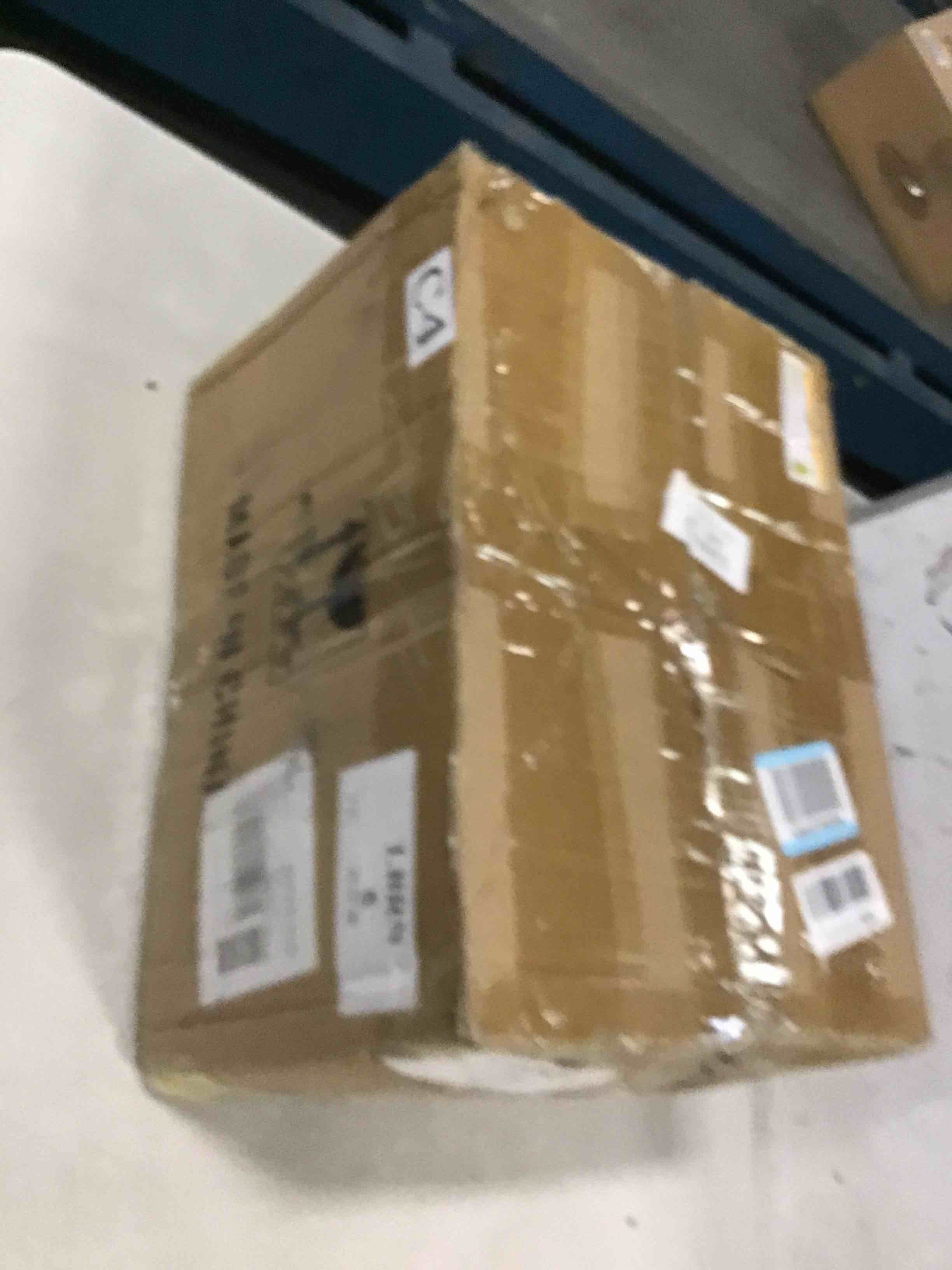 https://s3.amazonaws.com/lotting-images-prod/bidfta/PPE2233028_1737549693365.jpeg