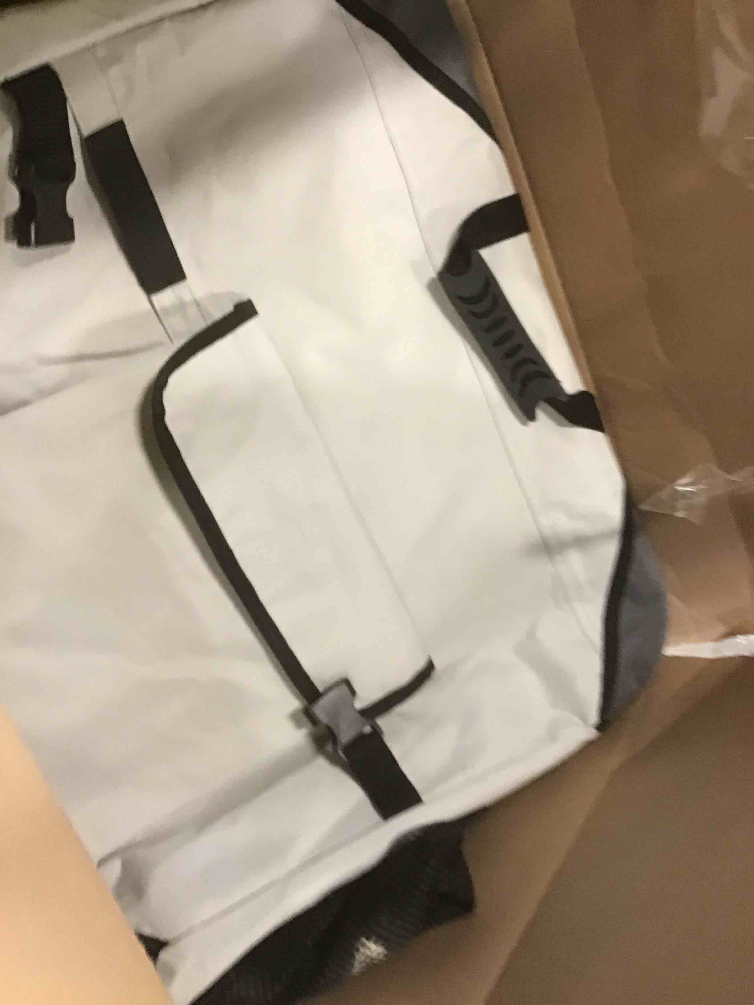 https://s3.amazonaws.com/lotting-images-prod/bidfta/PPE2233153_1737556686902.jpeg