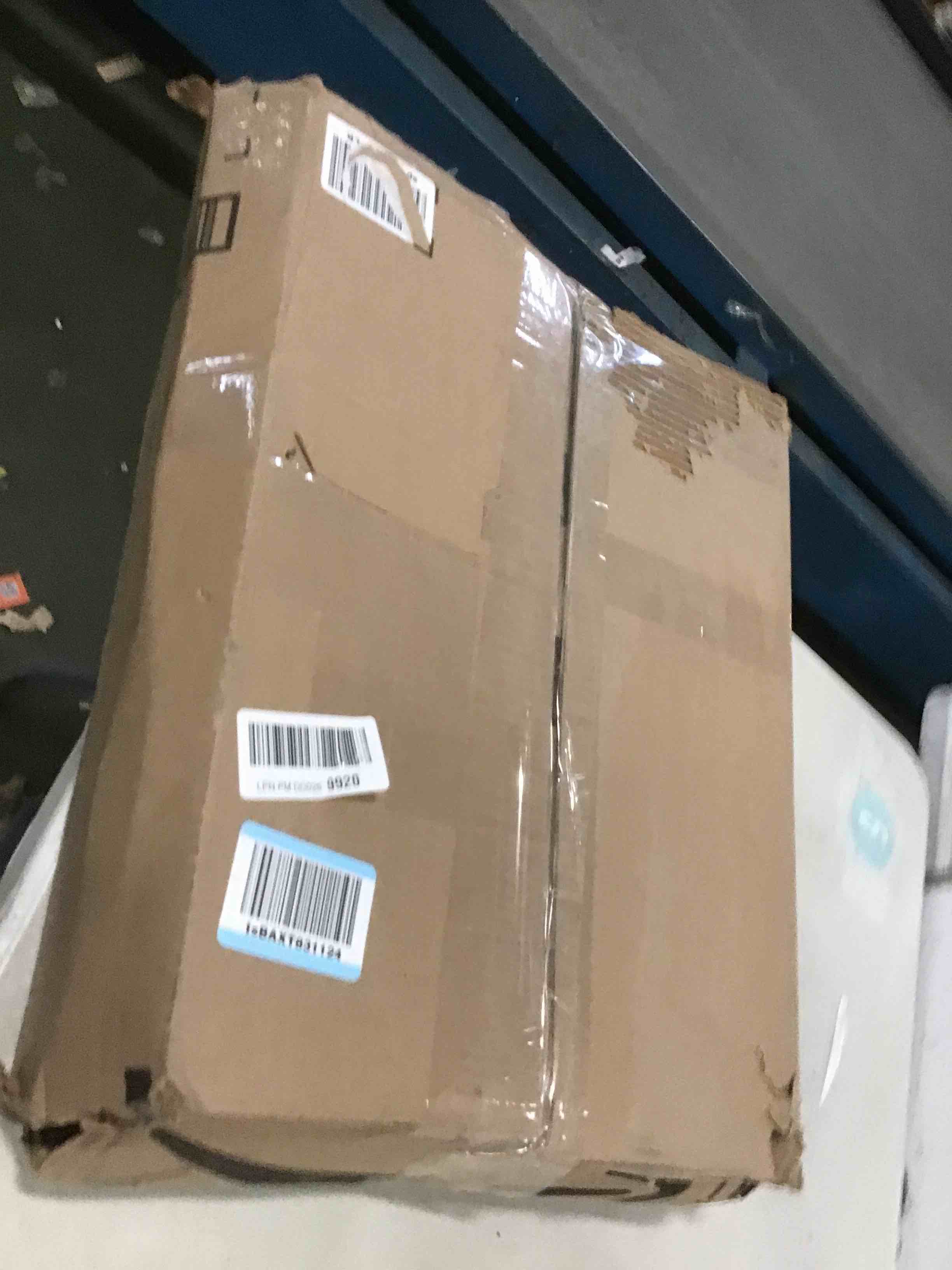 https://s3.amazonaws.com/lotting-images-prod/bidfta/PPE2233199_1737561001767.jpeg