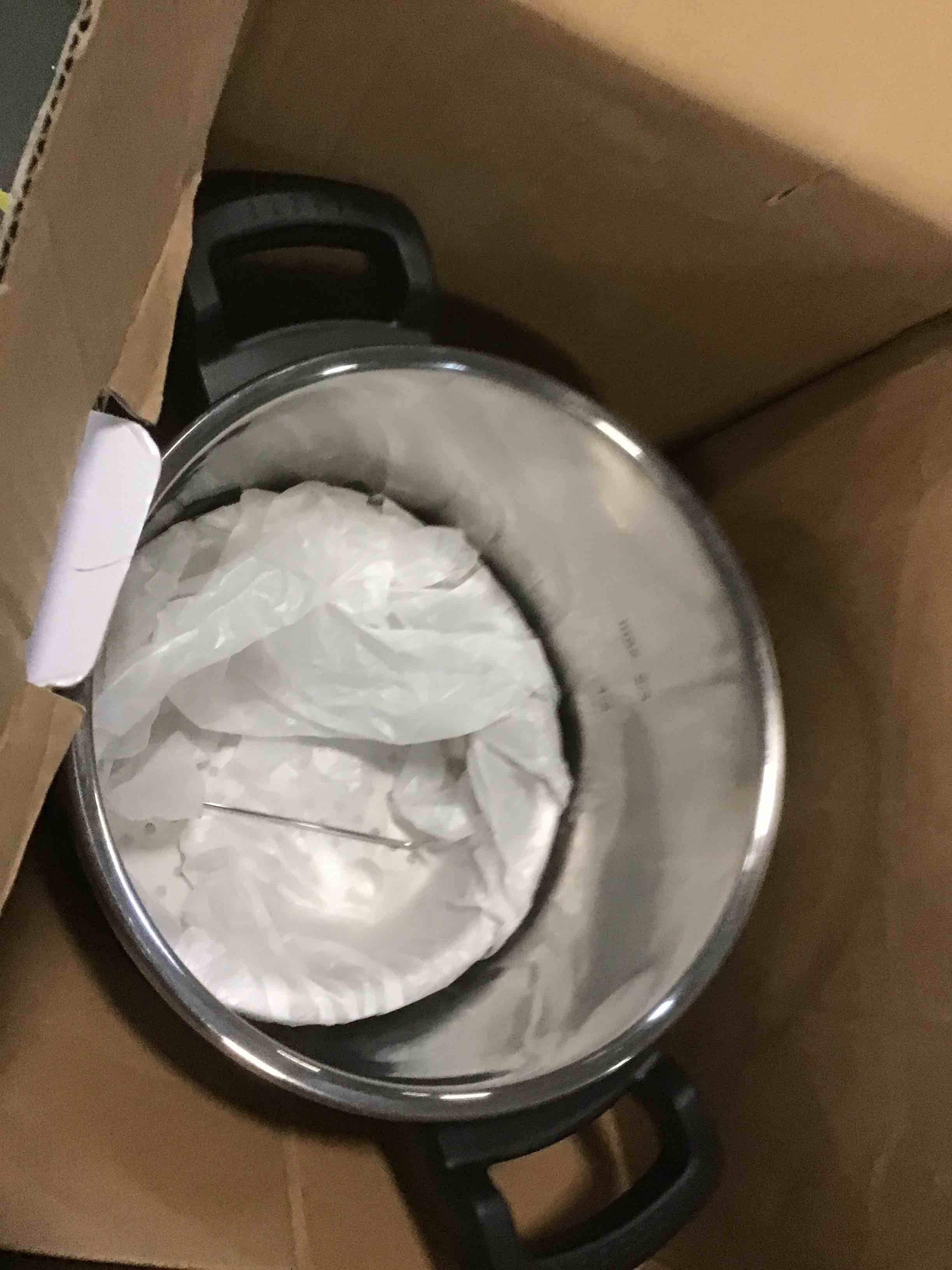 https://s3.amazonaws.com/lotting-images-prod/bidfta/PPE2233231_1737562761575.jpeg