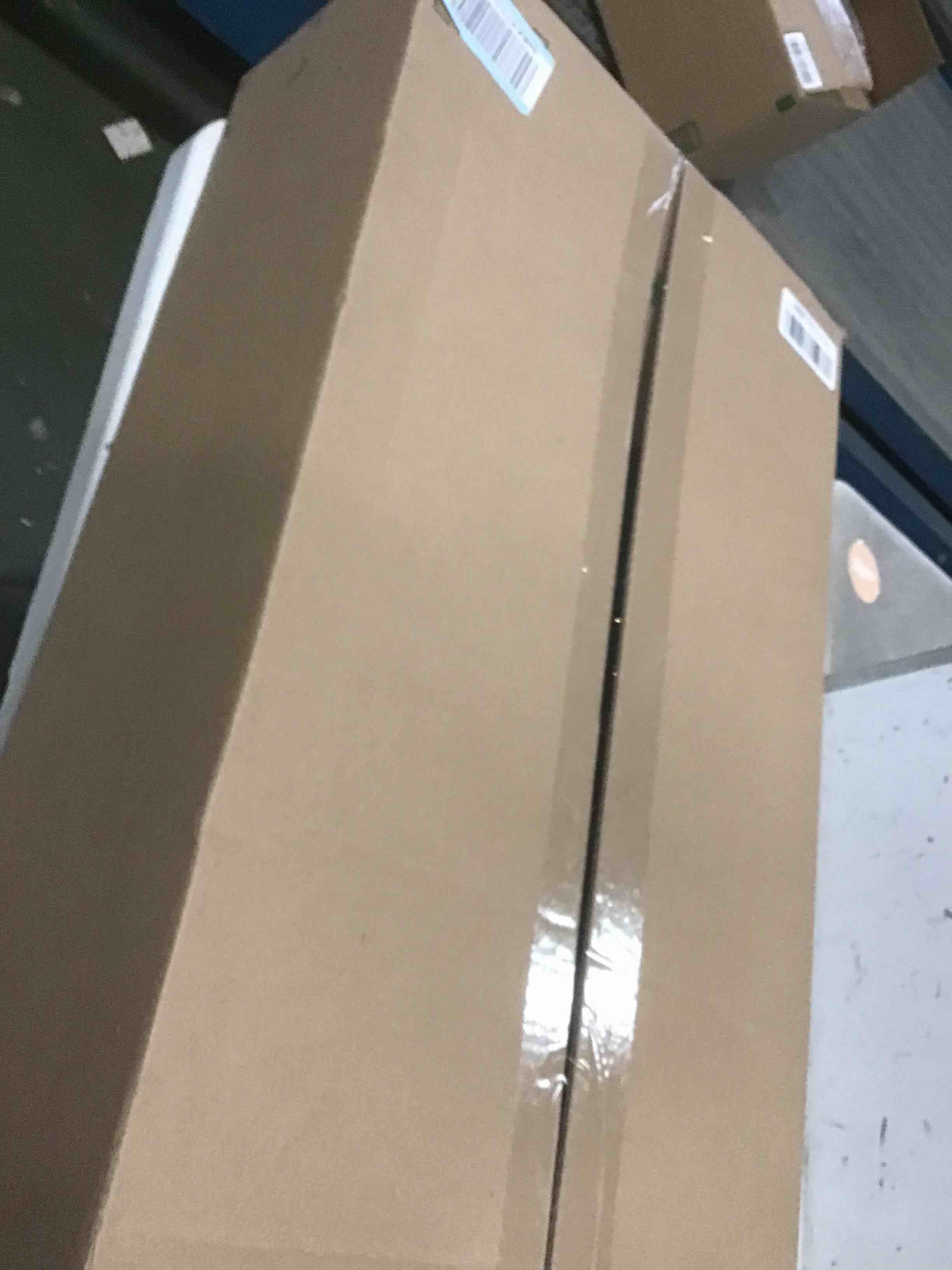 https://s3.amazonaws.com/lotting-images-prod/bidfta/PPE2233257_1737564591564.jpeg