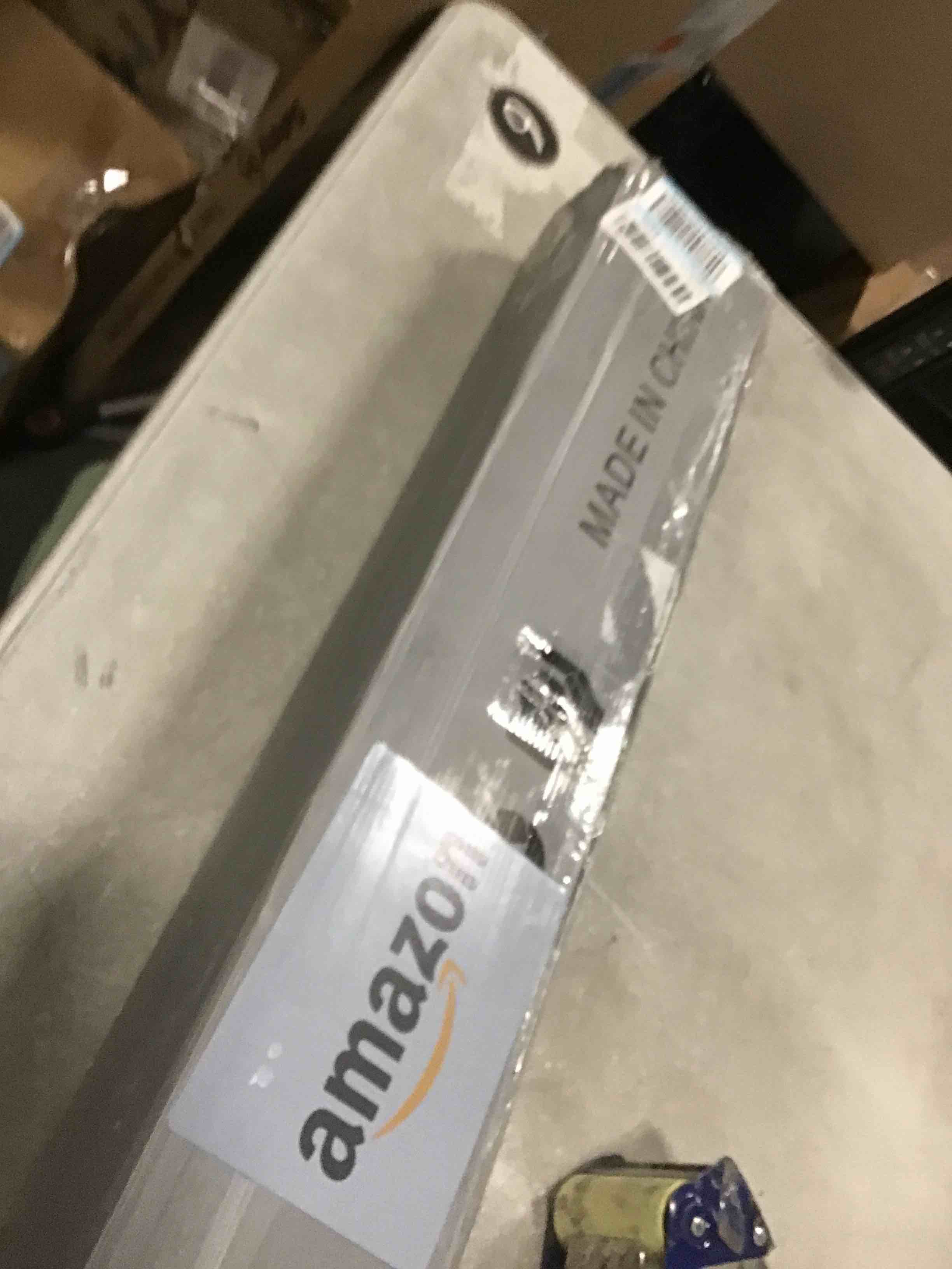 https://s3.amazonaws.com/lotting-images-prod/bidfta/PPE2233610_1737643299021.jpeg