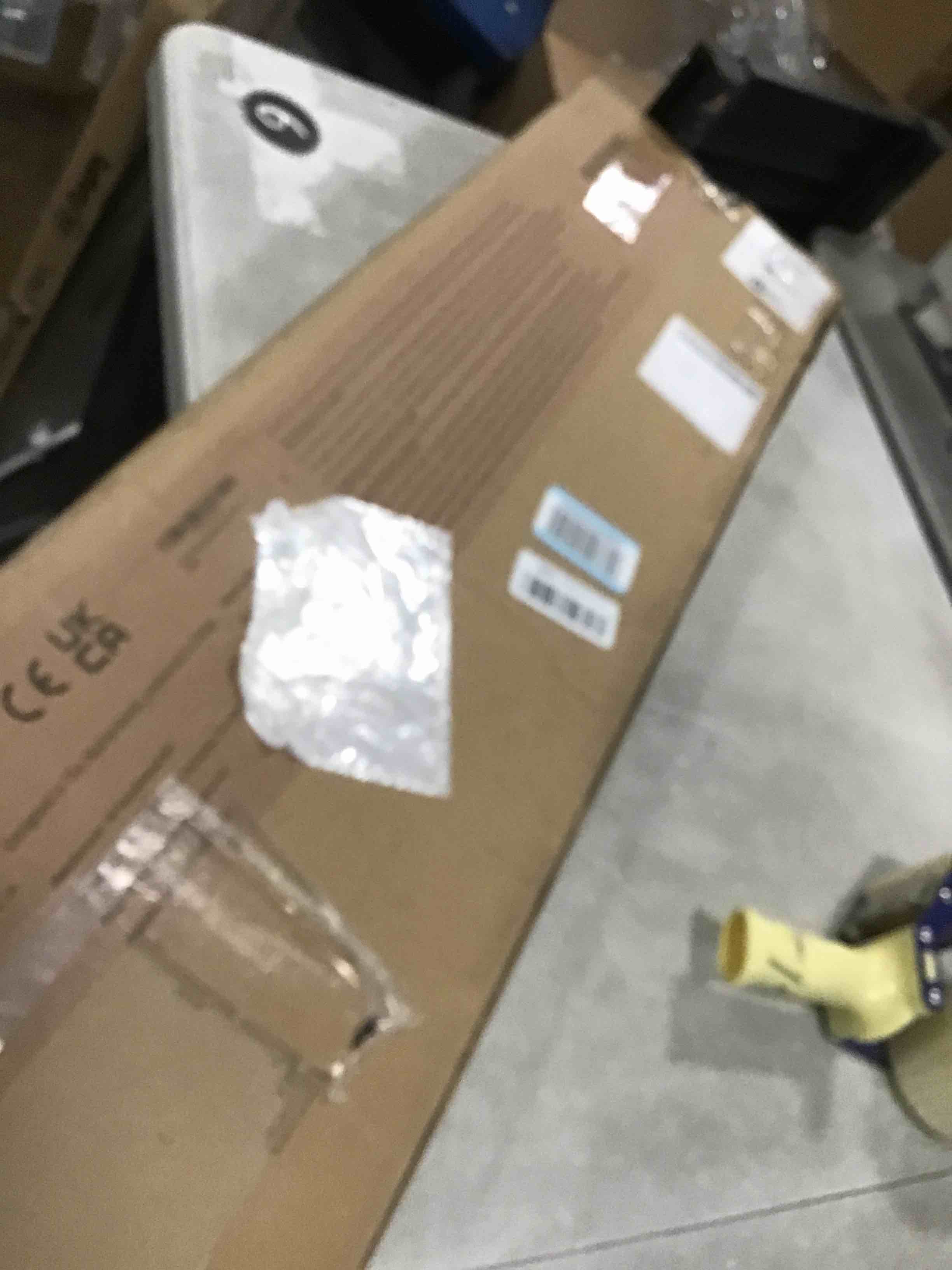 https://s3.amazonaws.com/lotting-images-prod/bidfta/PPE2233622_1737644130069.jpeg