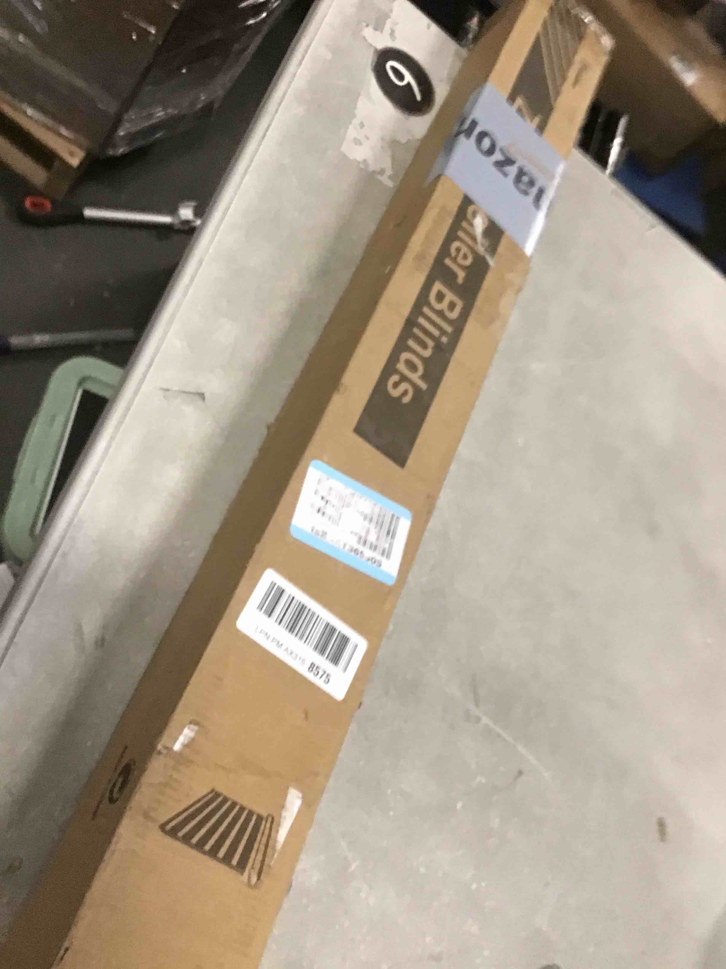 https://s3.amazonaws.com/lotting-images-prod/bidfta/PPE2233684_1737649843136.jpeg