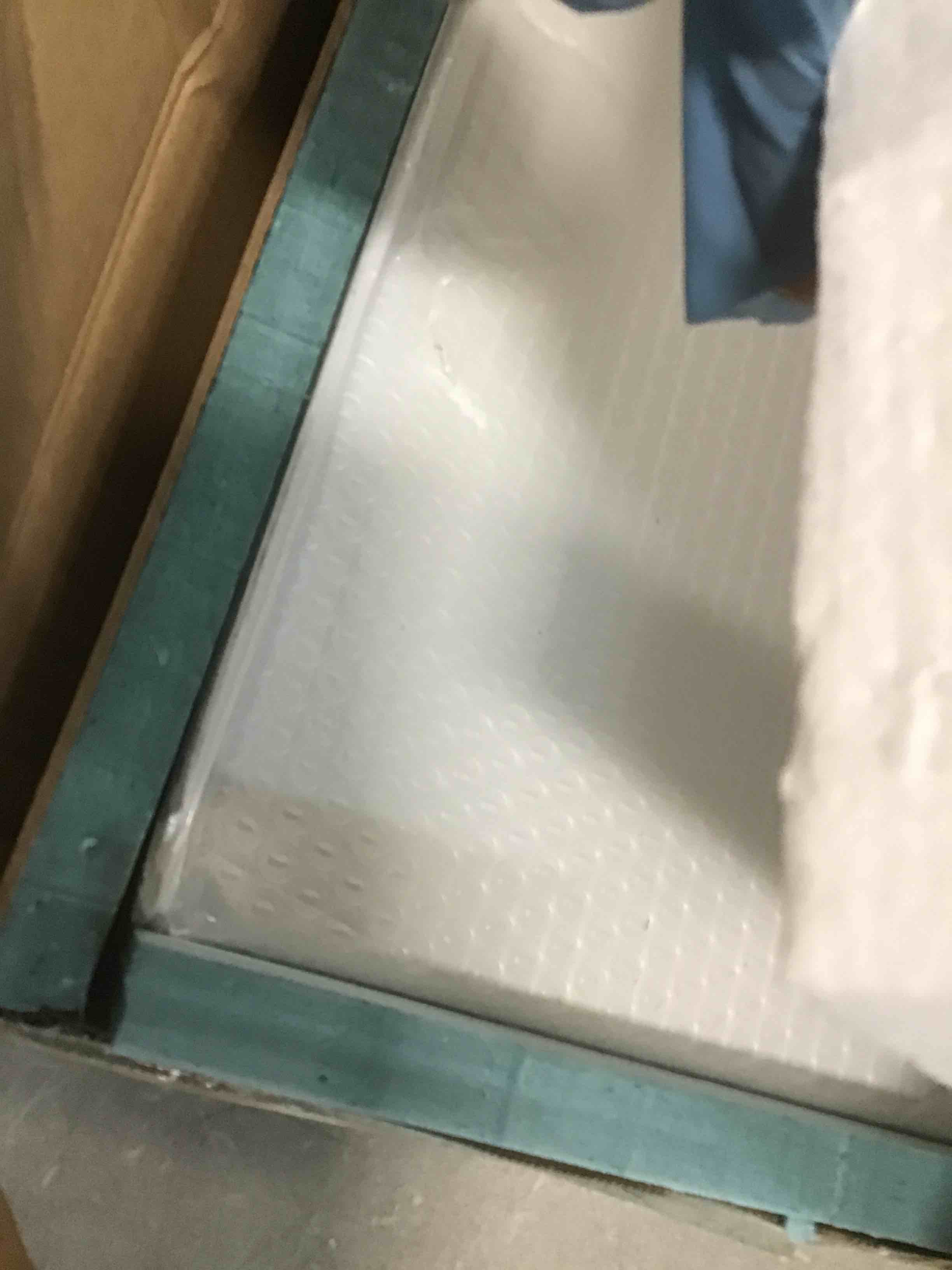 https://s3.amazonaws.com/lotting-images-prod/bidfta/PPE2233684_1737649890679.jpeg