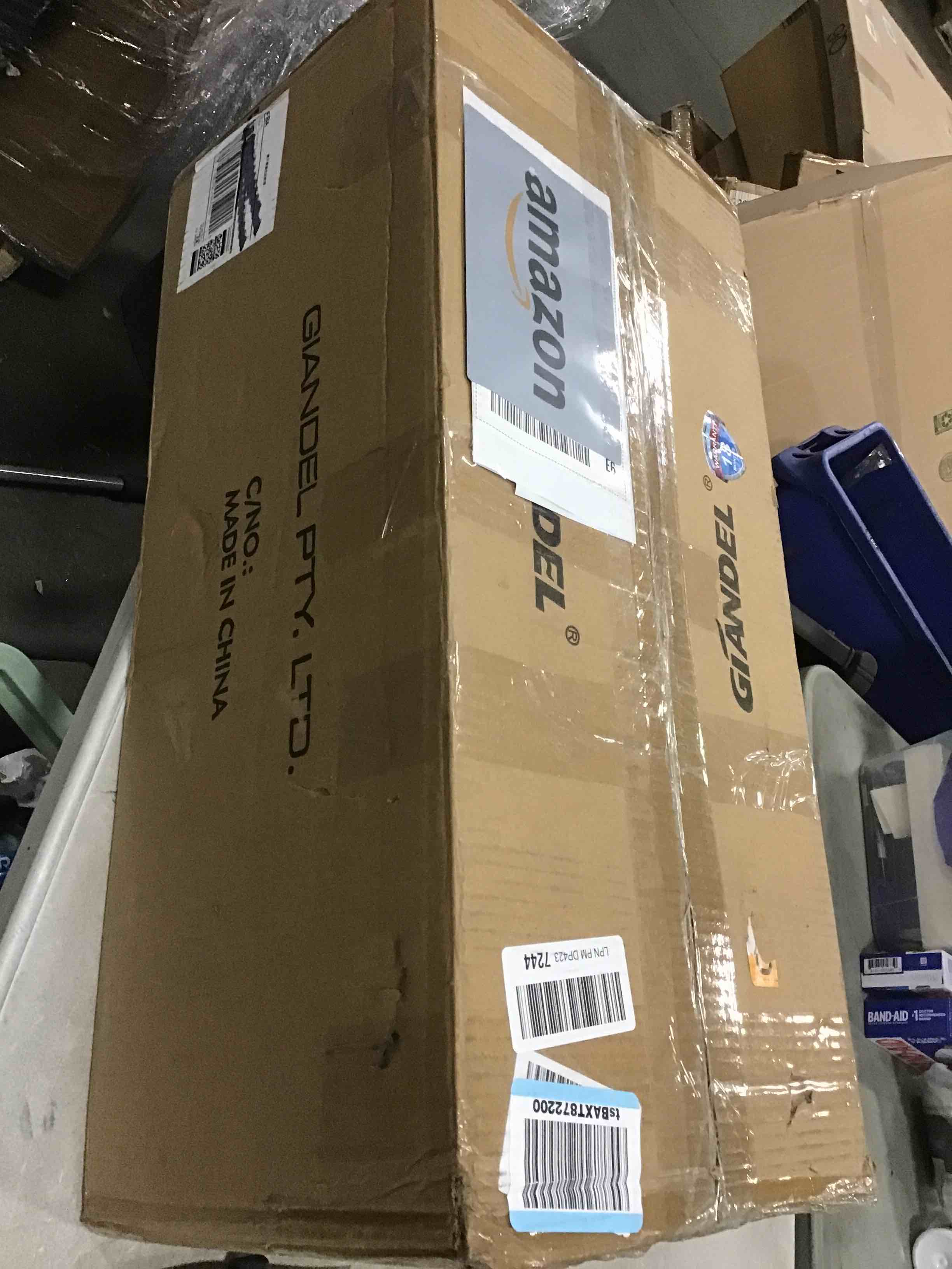 https://s3.amazonaws.com/lotting-images-prod/bidfta/PPE2233922_1737665554257.jpeg