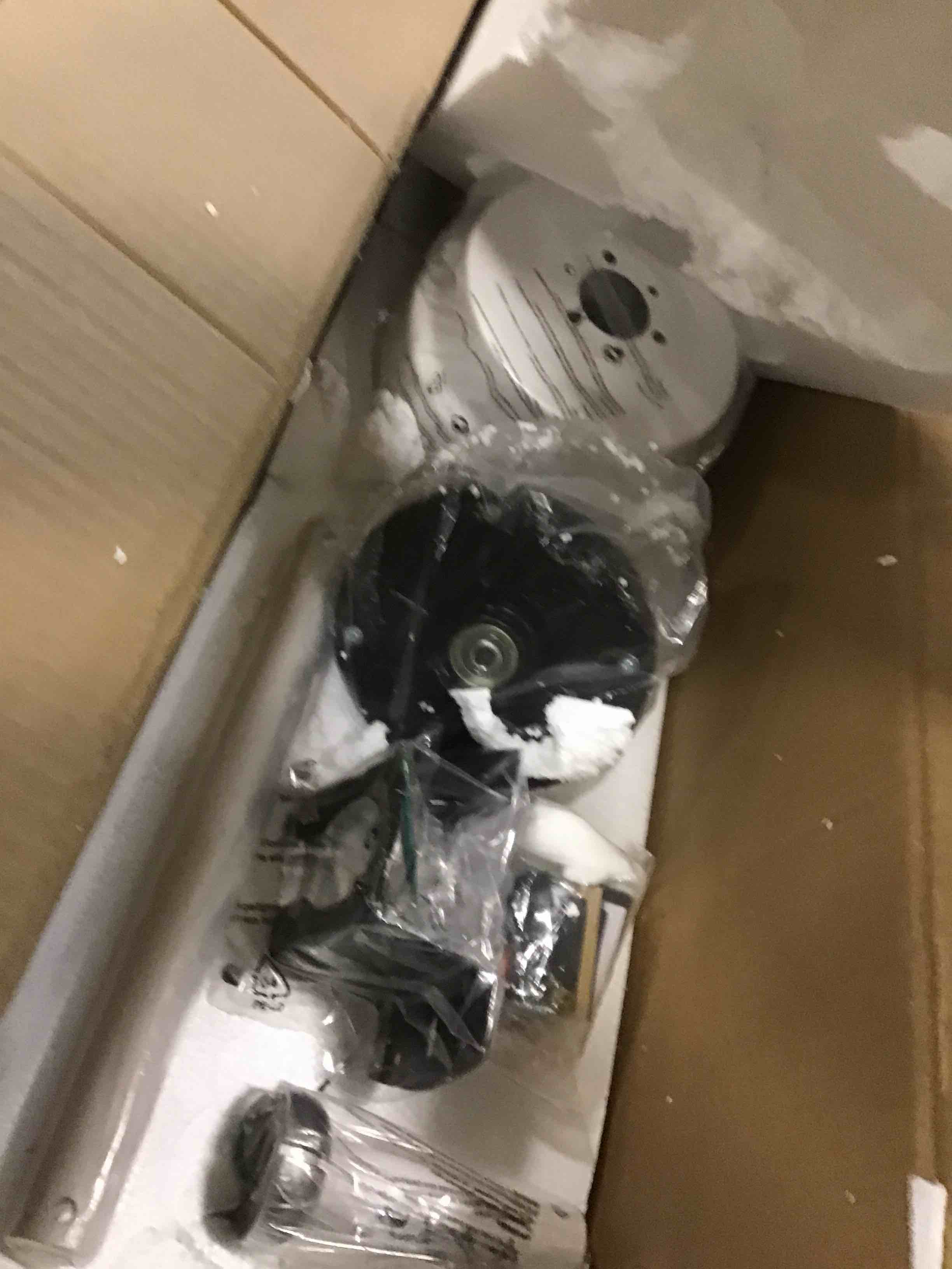 https://s3.amazonaws.com/lotting-images-prod/bidfta/PPE2233972_1737722017374.jpeg