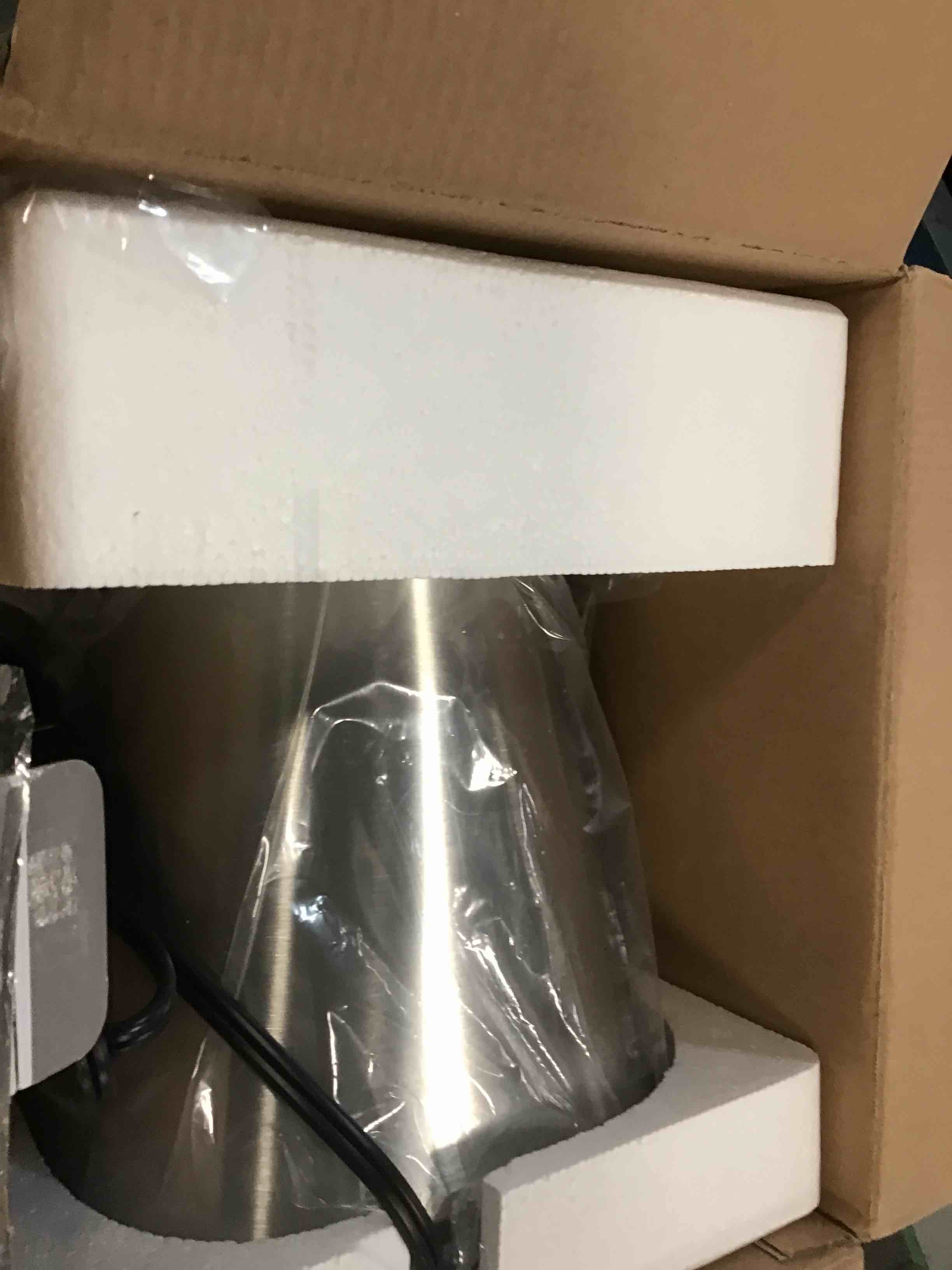 https://s3.amazonaws.com/lotting-images-prod/bidfta/PPE2234227_1737739795072.jpeg