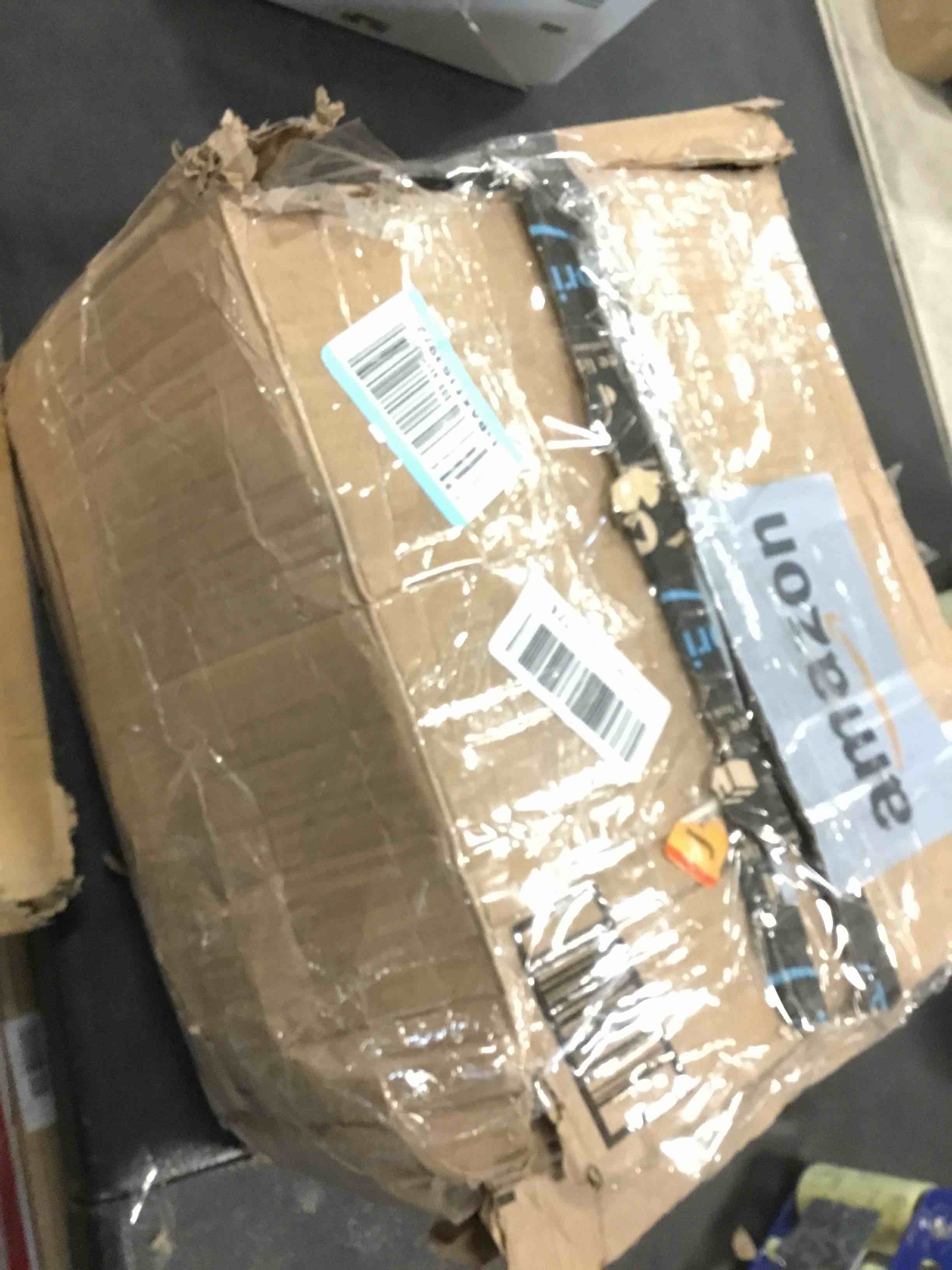 https://s3.amazonaws.com/lotting-images-prod/bidfta/PPE2234414_1737988716872.jpeg