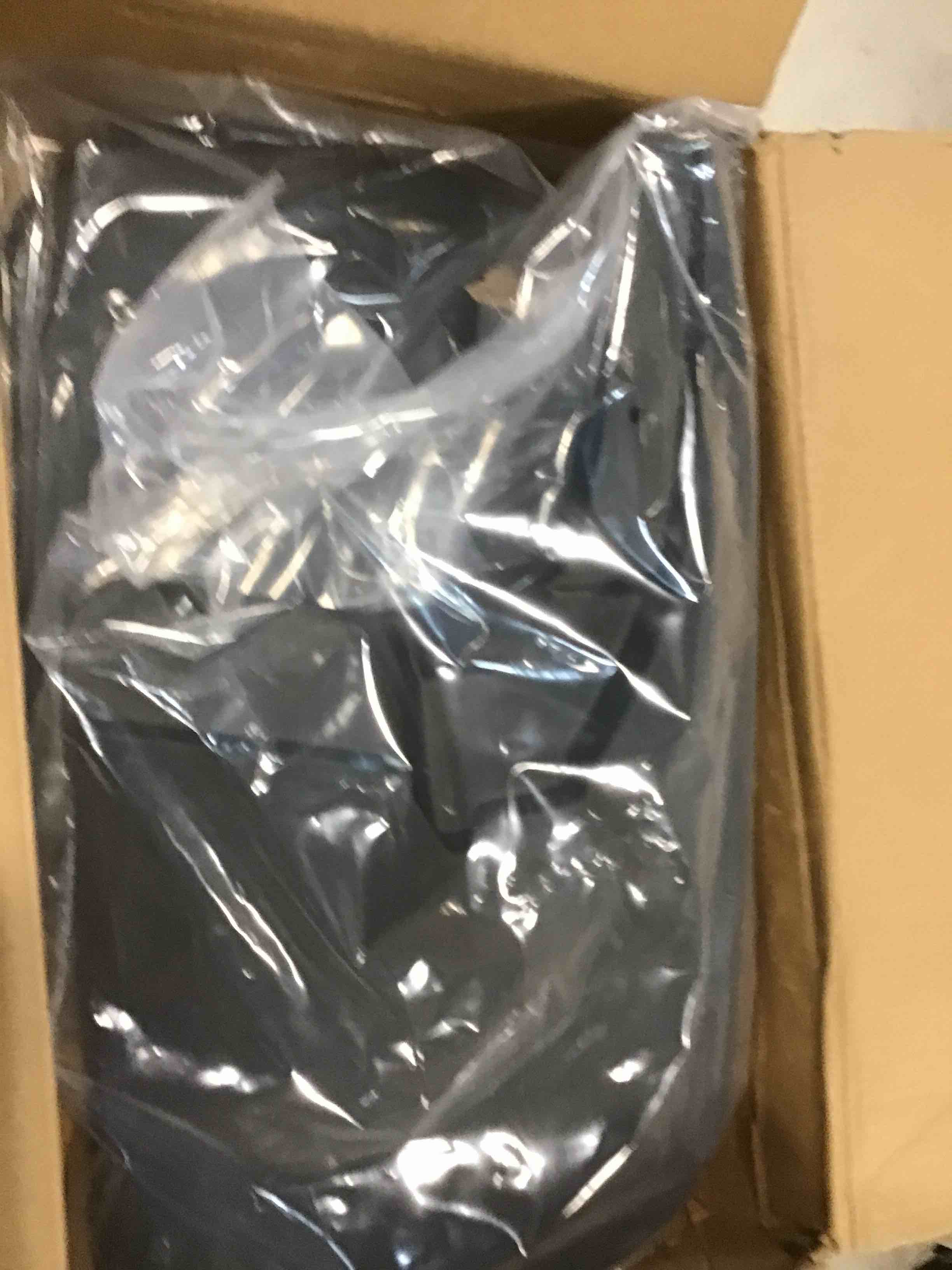 https://s3.amazonaws.com/lotting-images-prod/bidfta/PPE2234834_1738071037469.jpeg