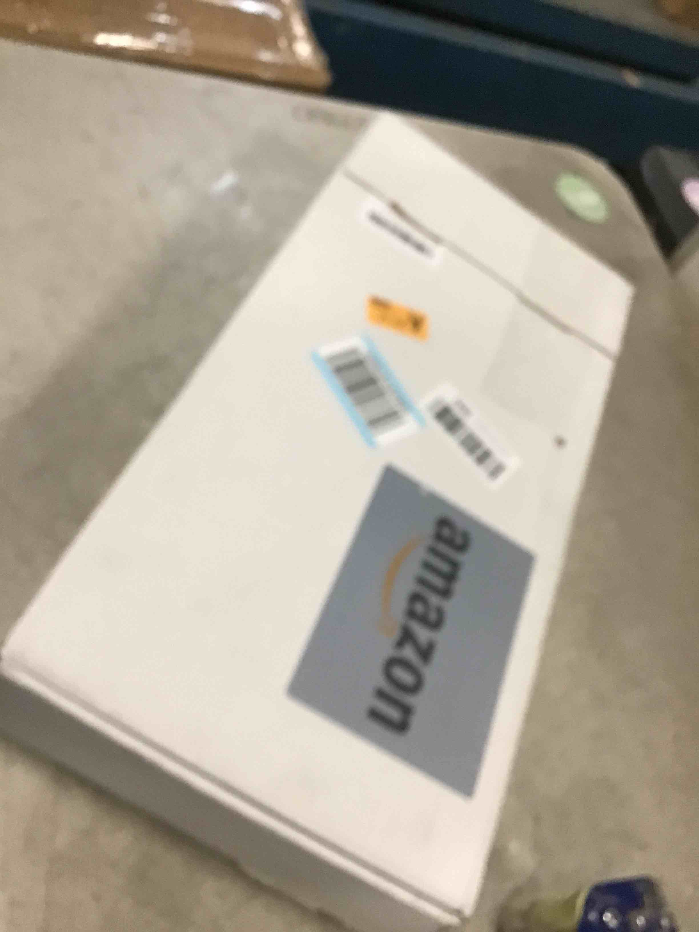 https://s3.amazonaws.com/lotting-images-prod/bidfta/PPE2234847_1738071515987.jpeg