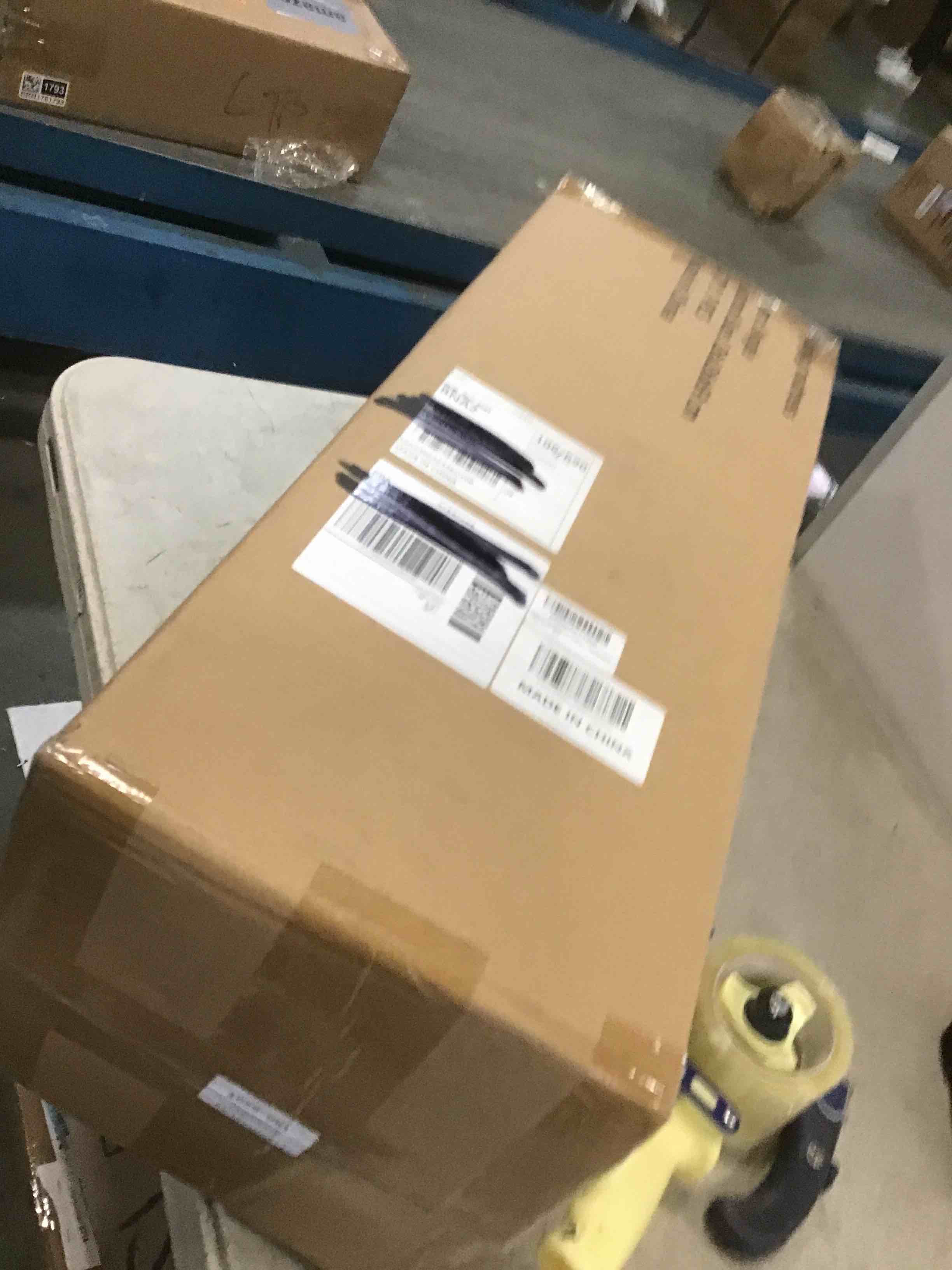 https://s3.amazonaws.com/lotting-images-prod/bidfta/PPE2235013_1738081730576.jpeg