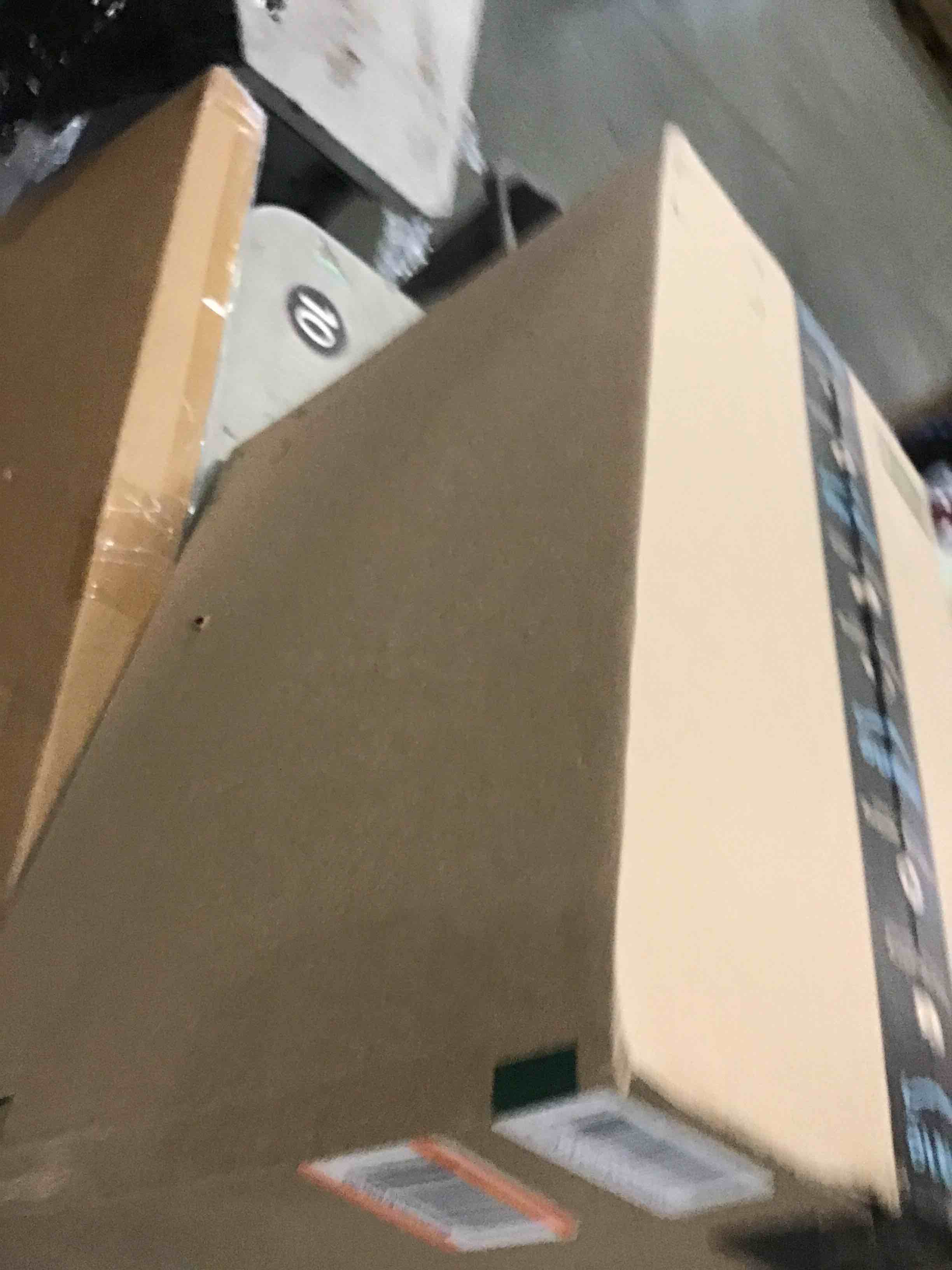 https://s3.amazonaws.com/lotting-images-prod/bidfta/PPE2235291_1738158367306.jpeg