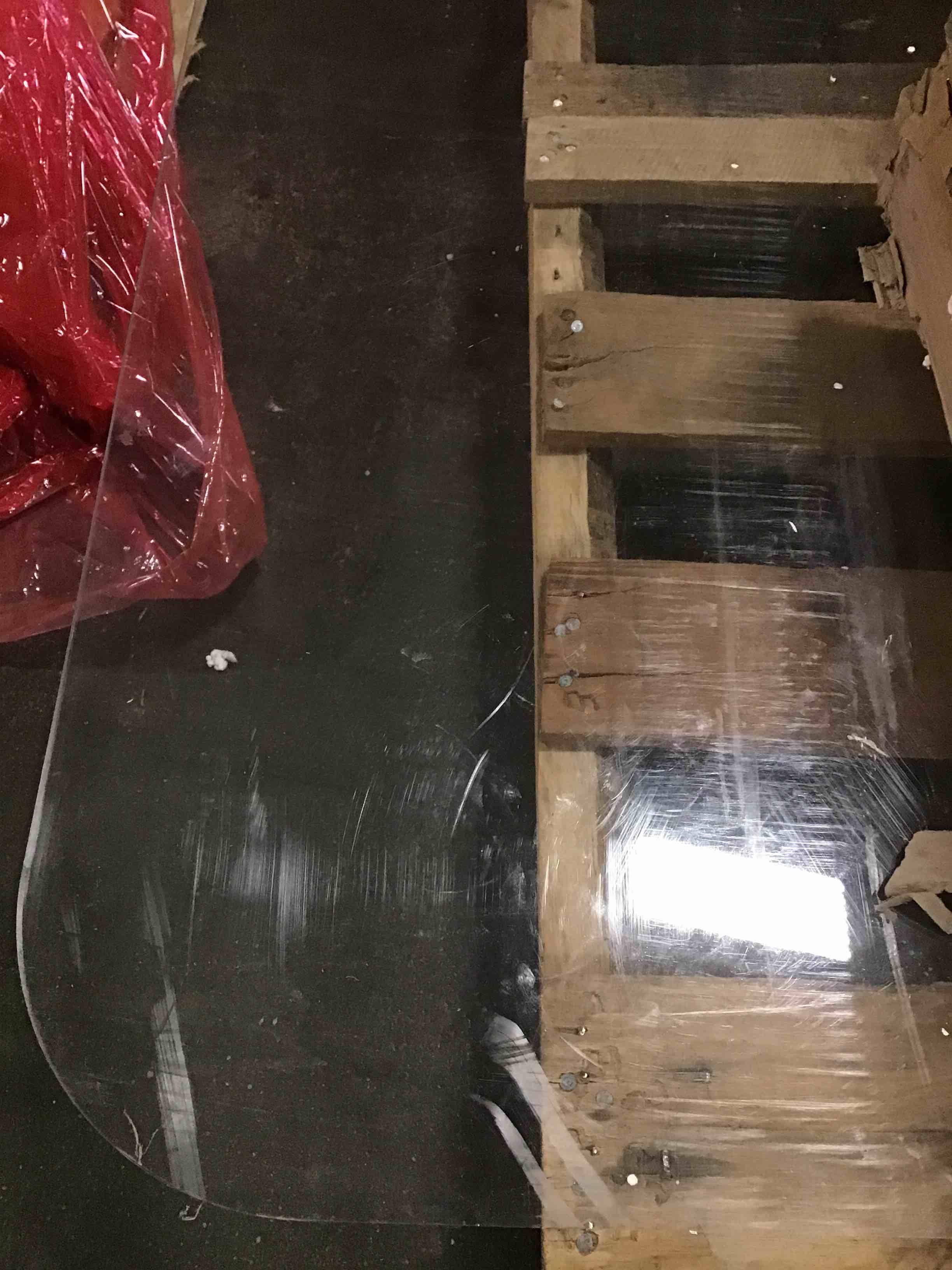 https://s3.amazonaws.com/lotting-images-prod/bidfta/PPE2236012_1738245050329.jpeg