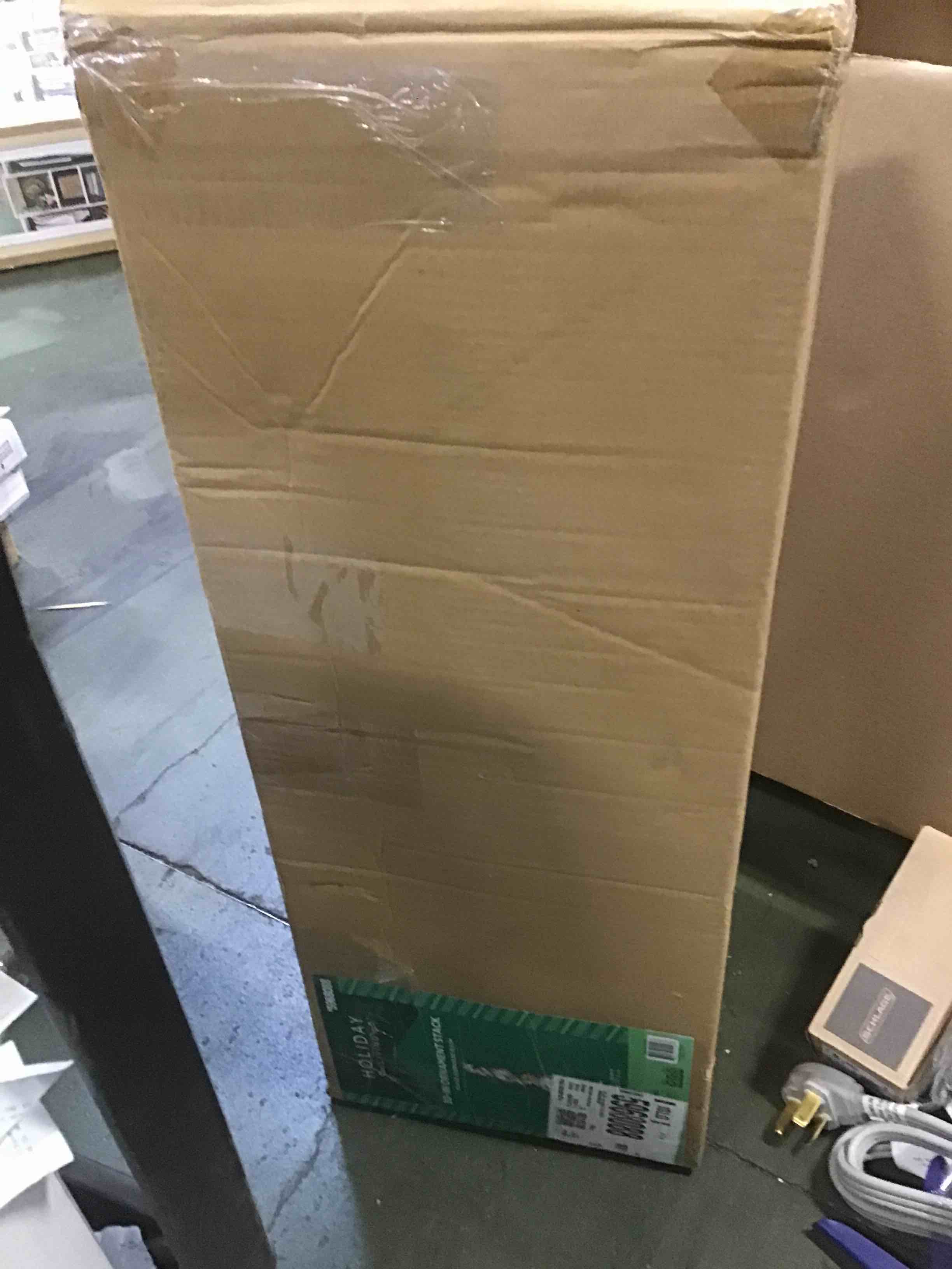 https://s3.amazonaws.com/lotting-images-prod/bidfta/PPE2237930_1739909000141.jpeg