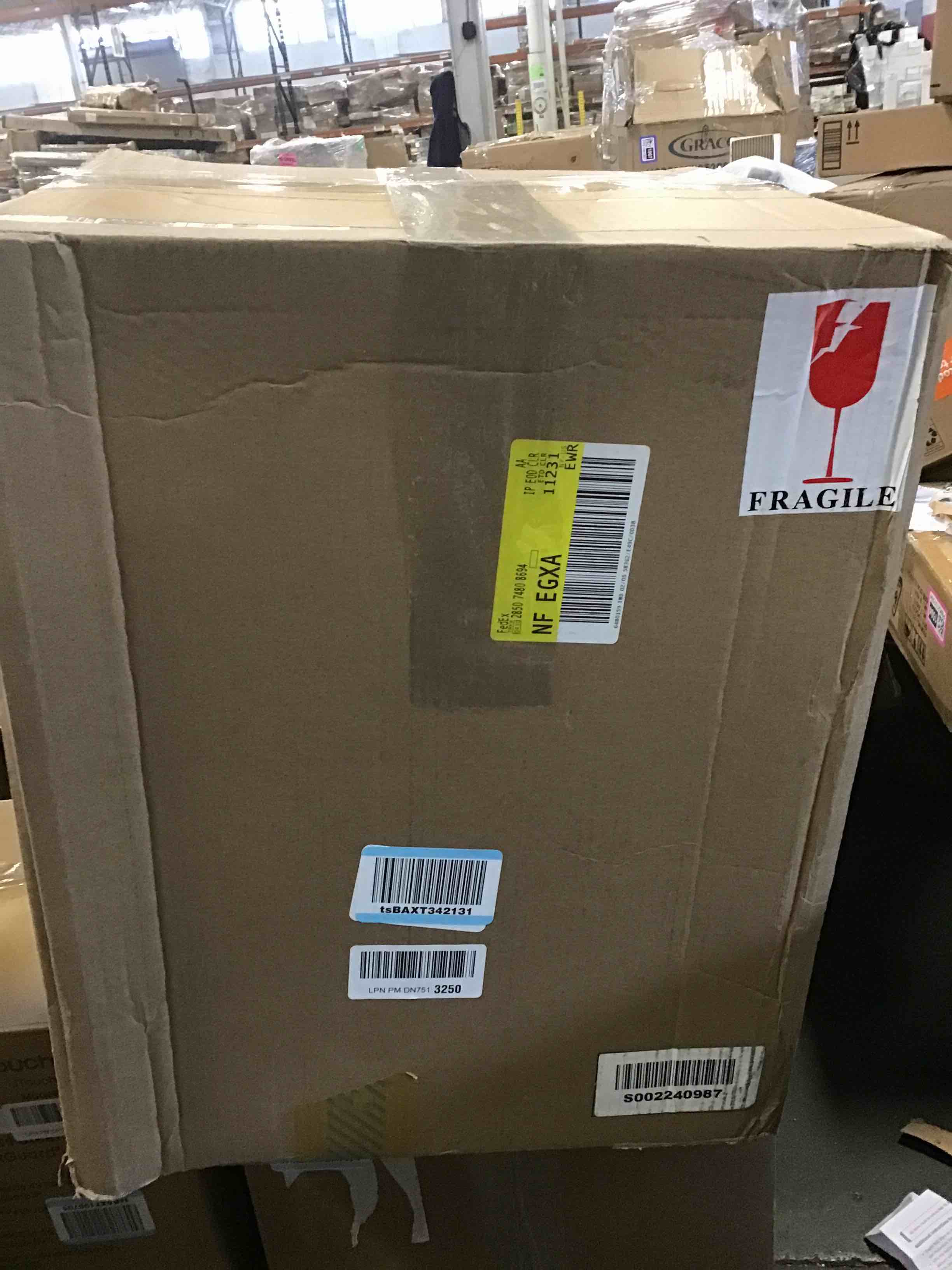 https://s3.amazonaws.com/lotting-images-prod/bidfta/PPE2238125_1740085815126.jpeg
