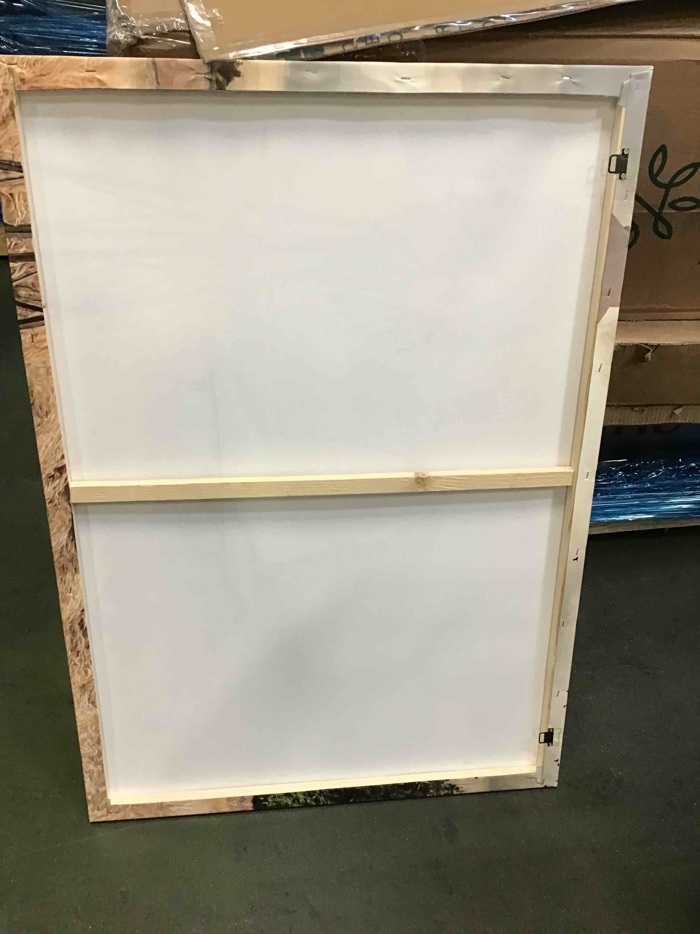 https://s3.amazonaws.com/lotting-images-prod/bidfta/PPE2238482_1740579159645.jpeg