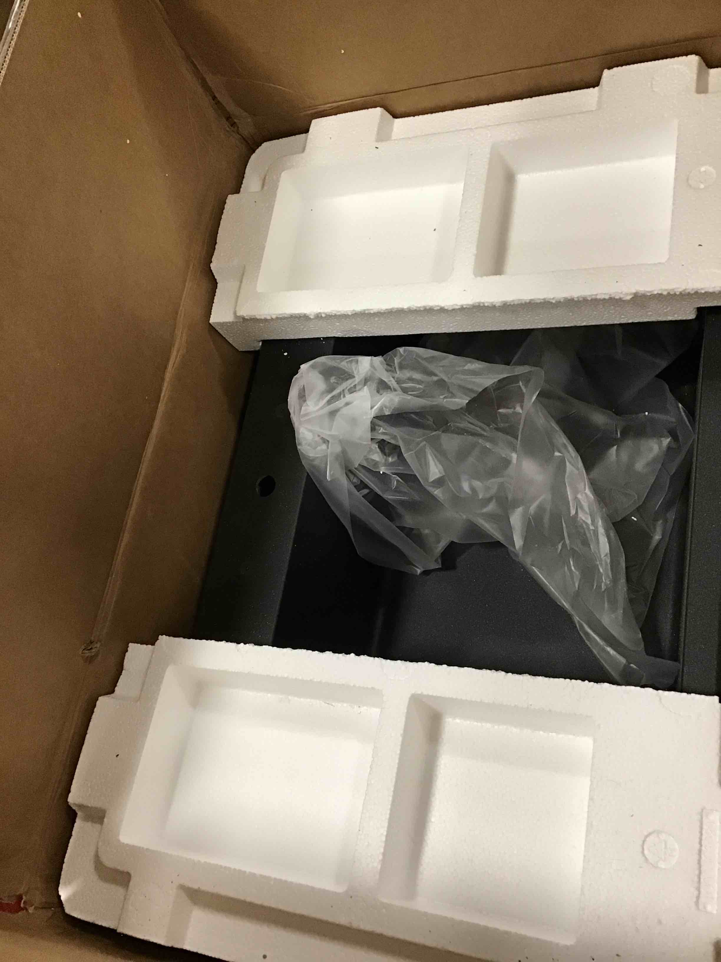 https://s3.amazonaws.com/lotting-images-prod/bidfta/PPE2238983_1741104813568.jpeg