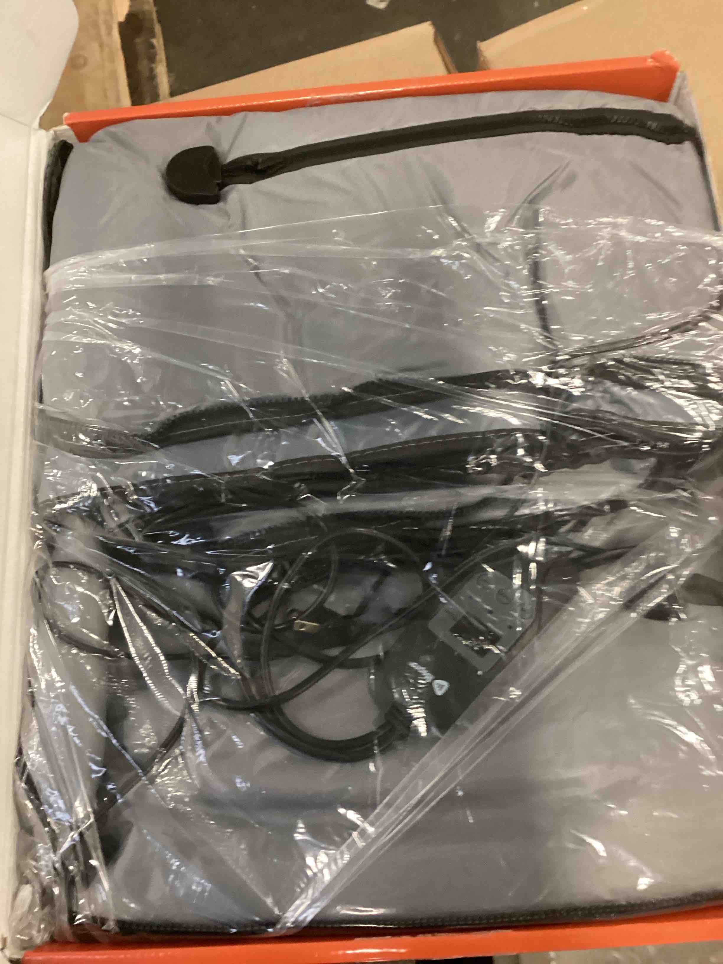 https://s3.amazonaws.com/lotting-images-prod/bidfta/PPE2239885_1739972921519.jpeg