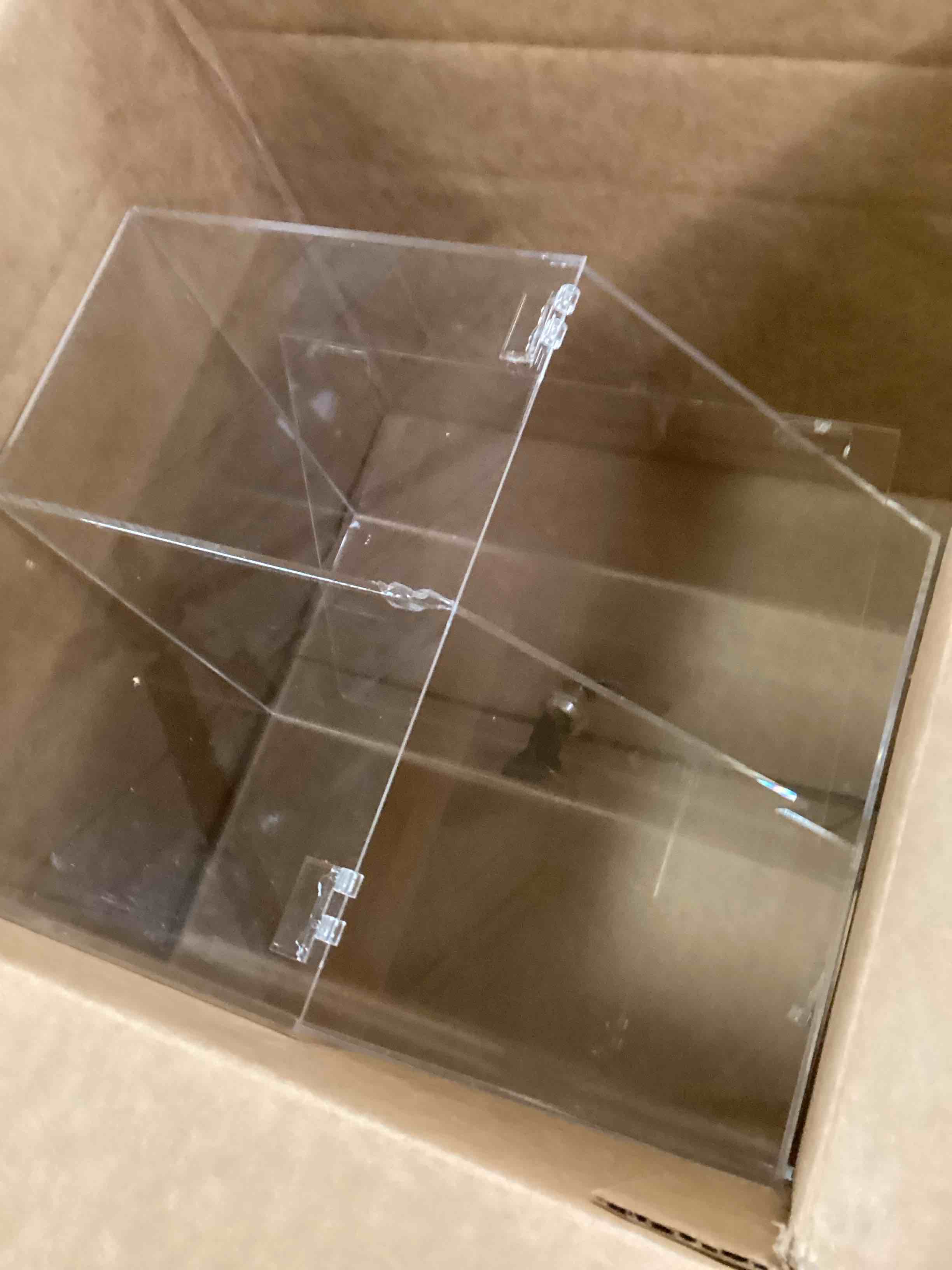https://s3.amazonaws.com/lotting-images-prod/bidfta/PPE2240516_1740497256869.jpeg
