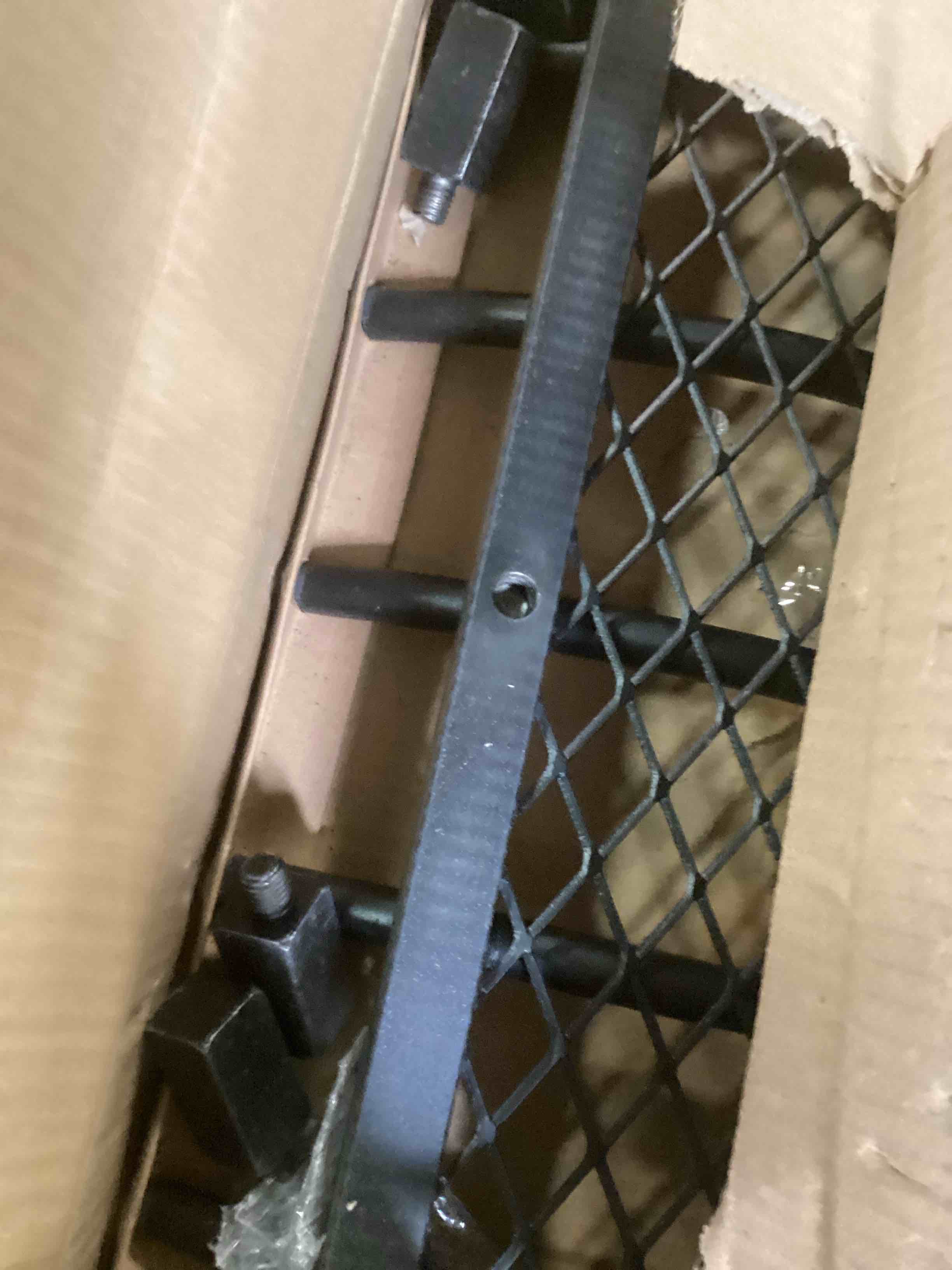https://s3.amazonaws.com/lotting-images-prod/bidfta/PPE2240649_1740509253765.jpeg