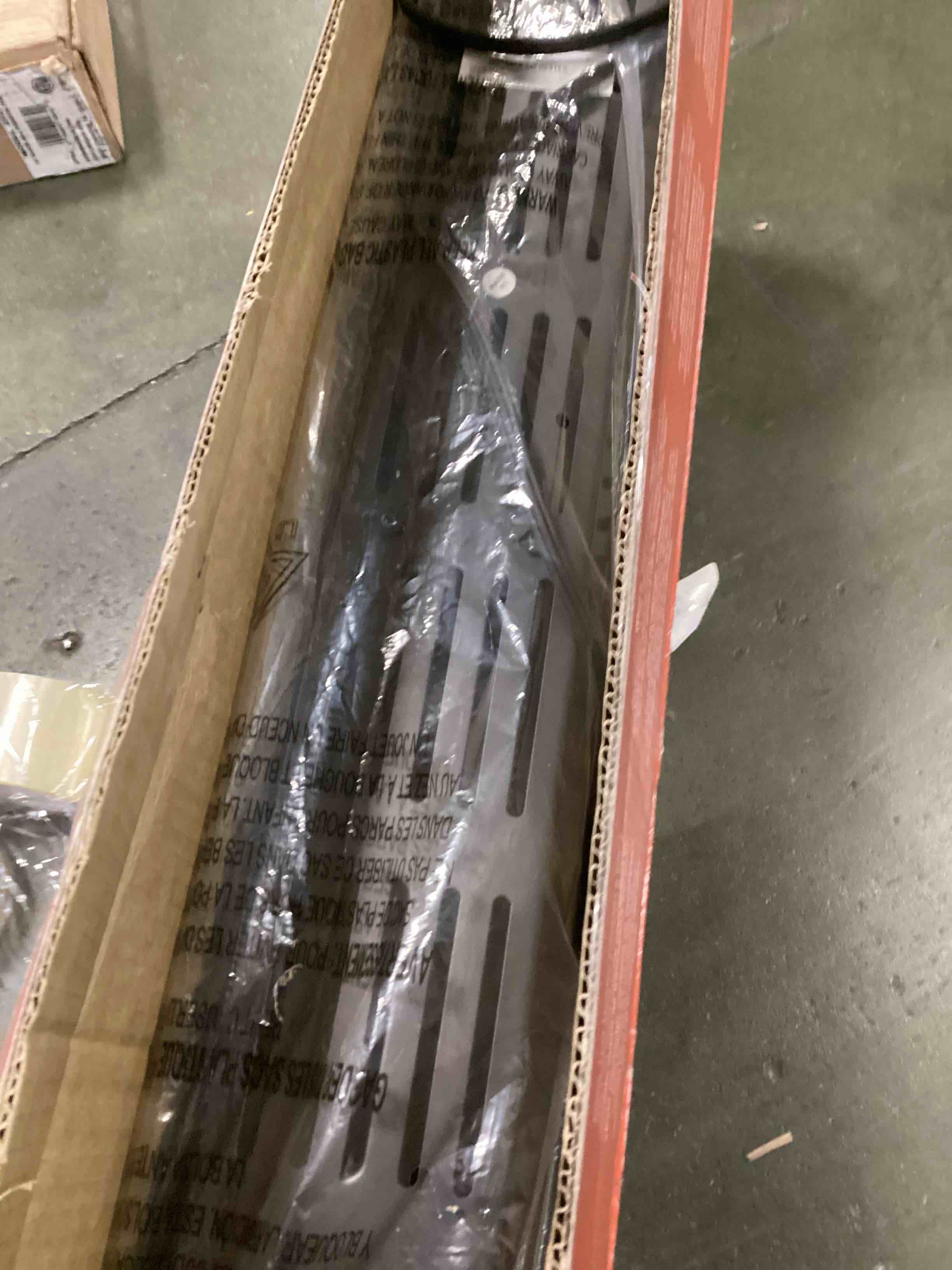 https://s3.amazonaws.com/lotting-images-prod/bidfta/PPE2241050_1740677063977.jpeg