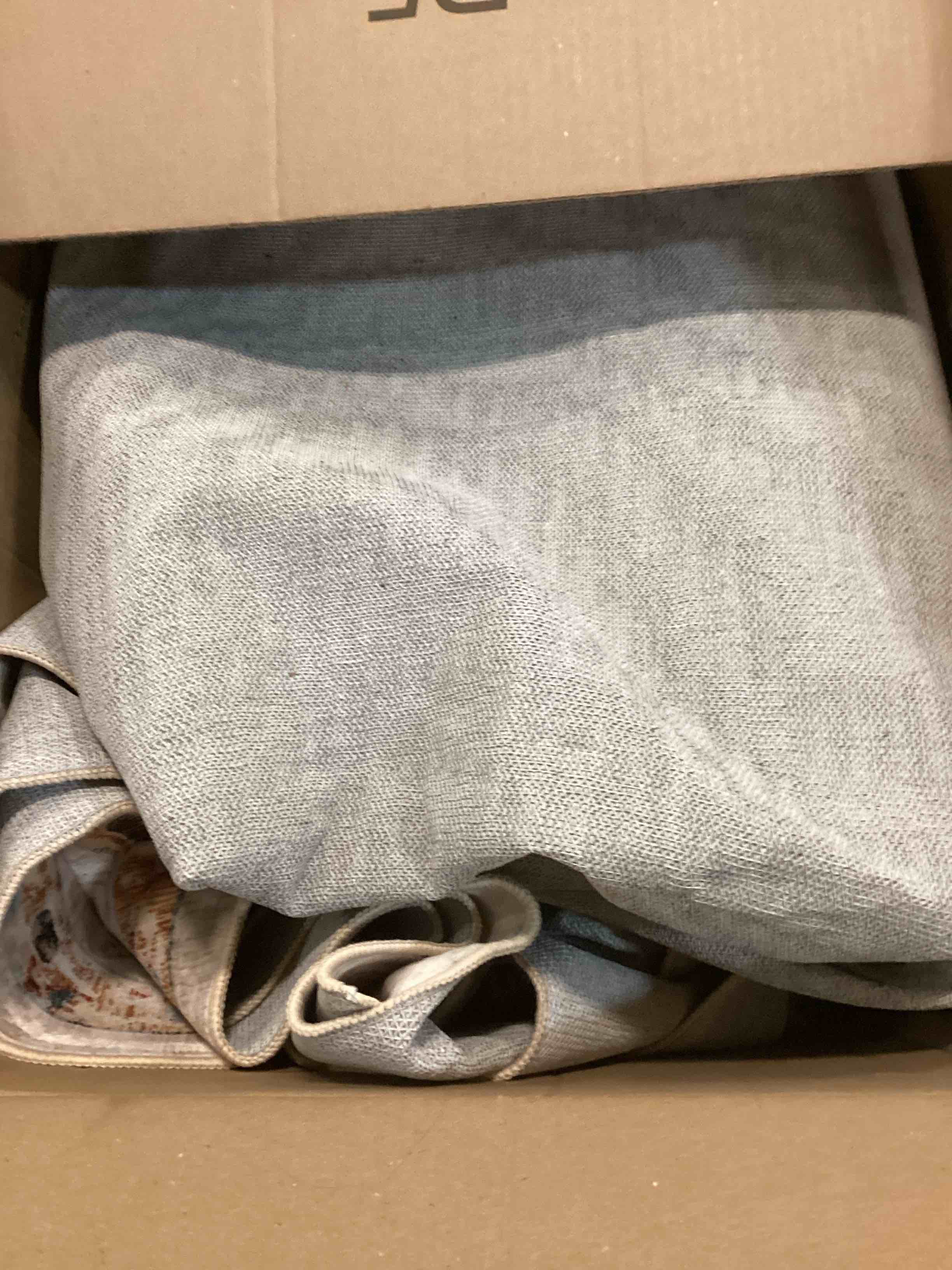 https://s3.amazonaws.com/lotting-images-prod/bidfta/PPE2241095_1740683953395.jpeg