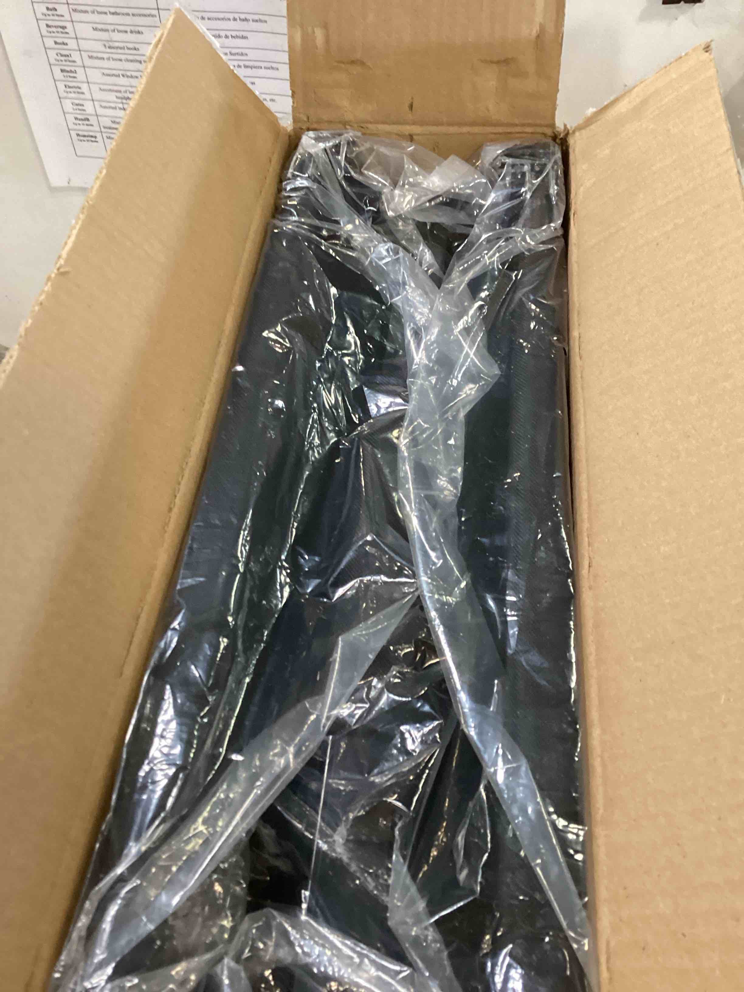 https://s3.amazonaws.com/lotting-images-prod/bidfta/PPE2242034_1738088228151.jpeg