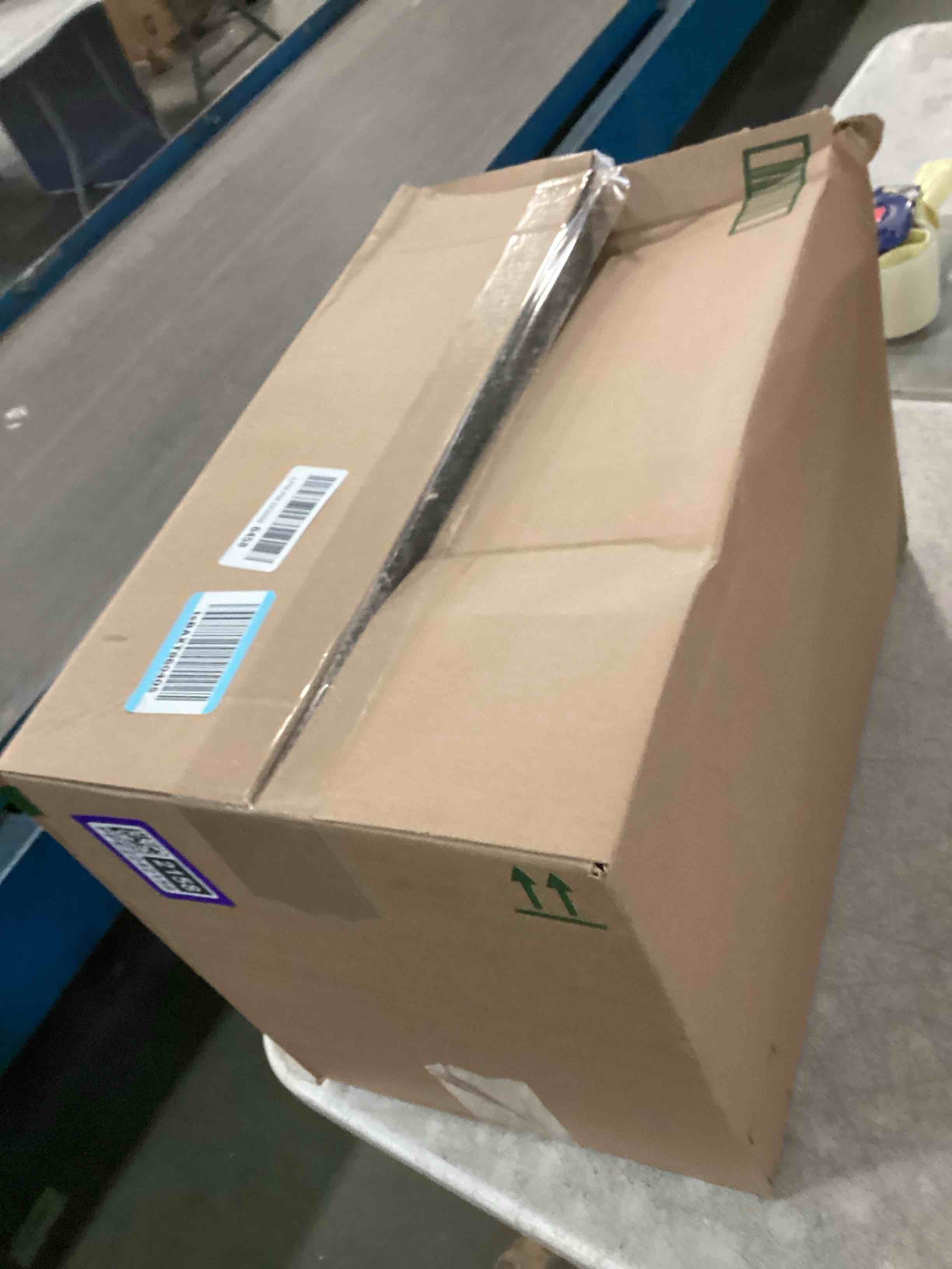 https://s3.amazonaws.com/lotting-images-prod/bidfta/PPE2242158_1738246401121.jpeg