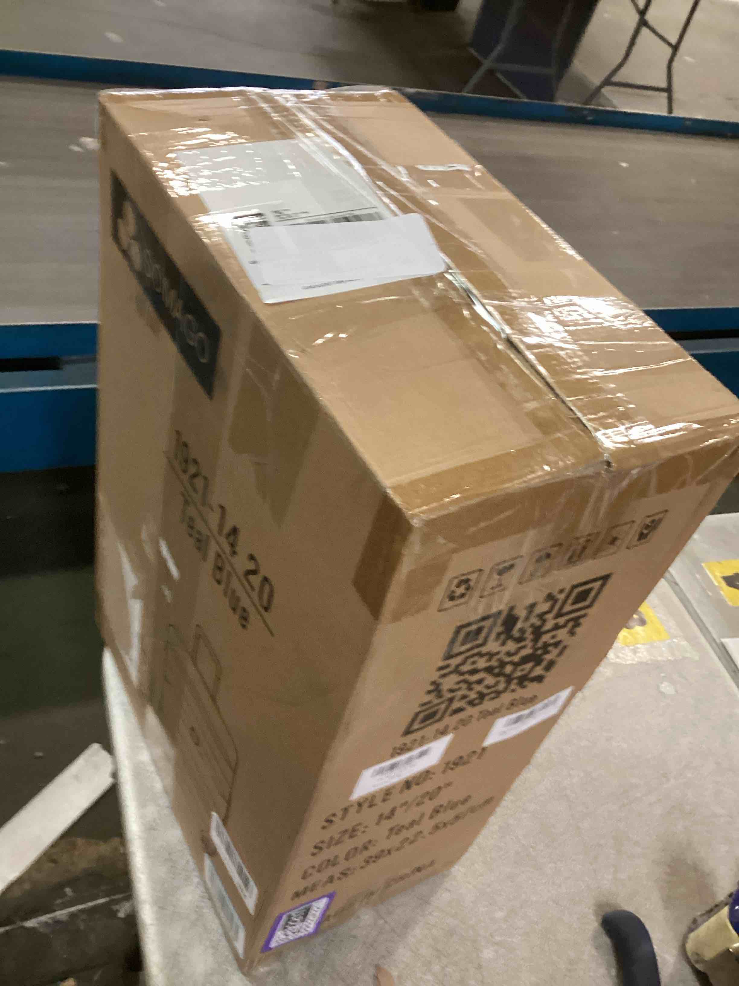 https://s3.amazonaws.com/lotting-images-prod/bidfta/PPE2242217_1738255293700.jpeg