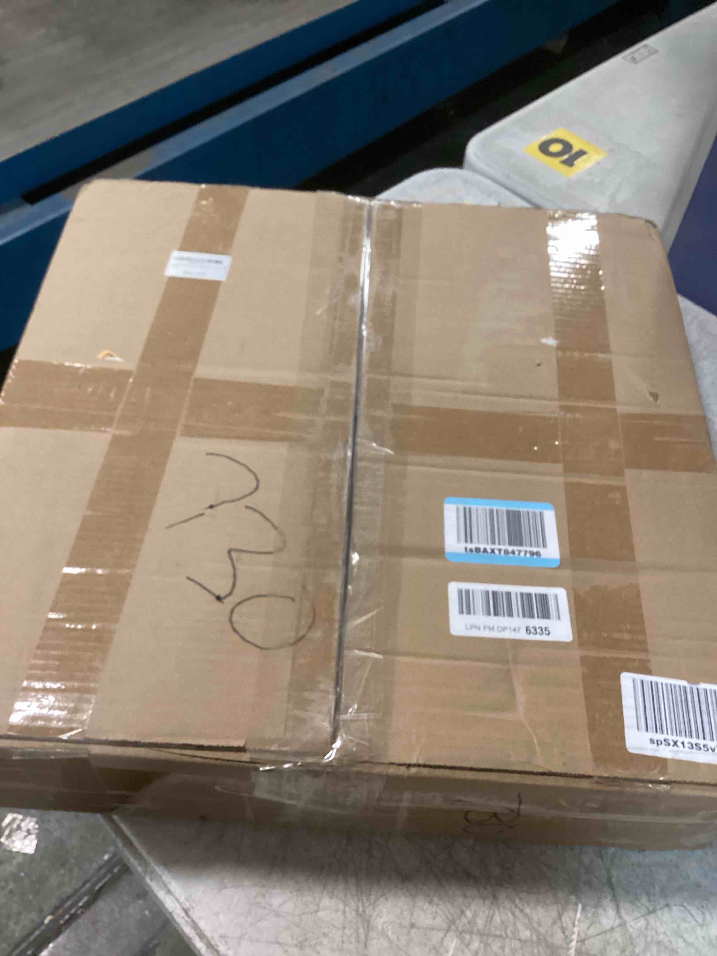 https://s3.amazonaws.com/lotting-images-prod/bidfta/PPE2242920_1738679942245.jpeg
