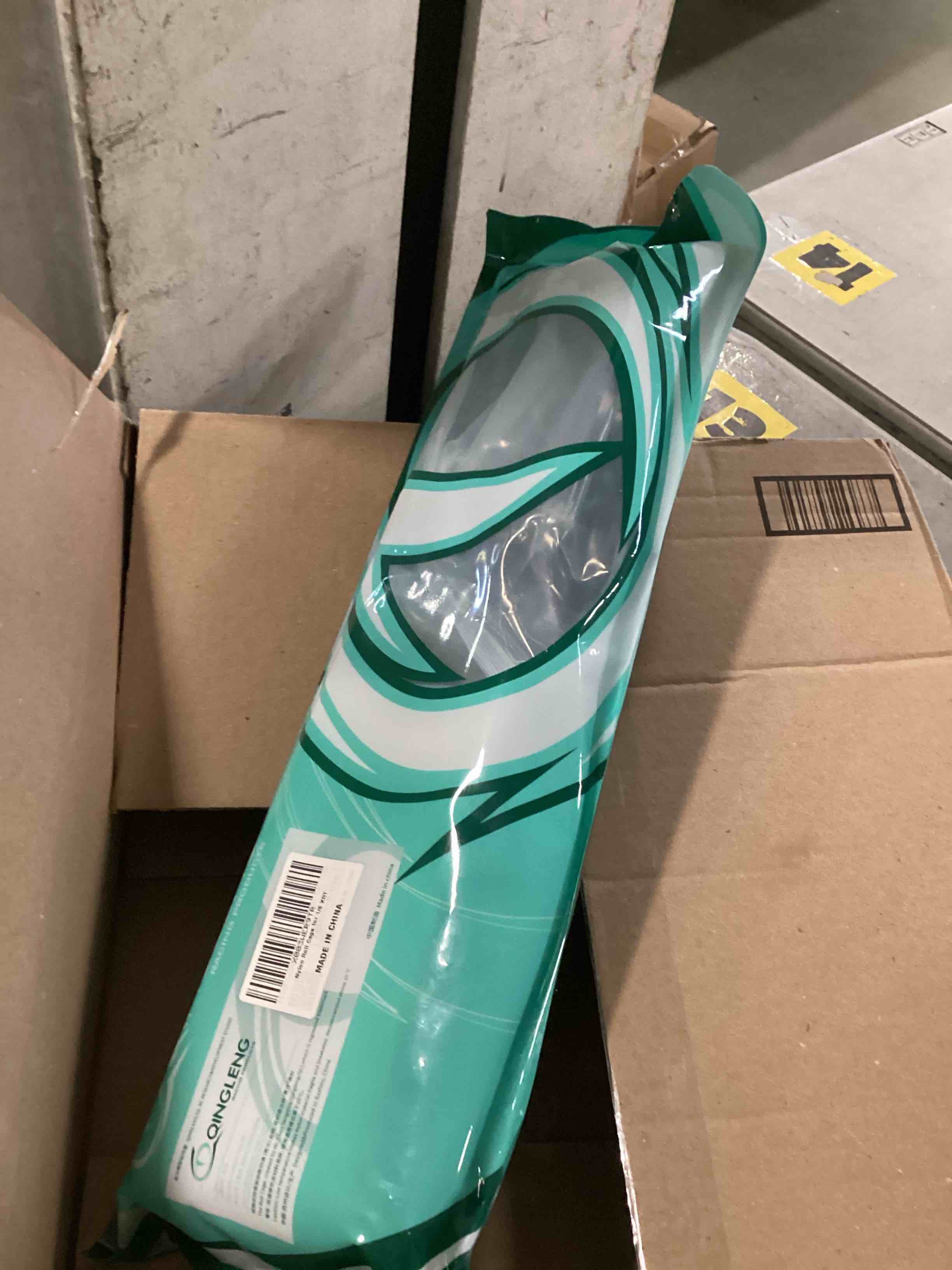 https://s3.amazonaws.com/lotting-images-prod/bidfta/PPE2244285_1739212064637.jpeg