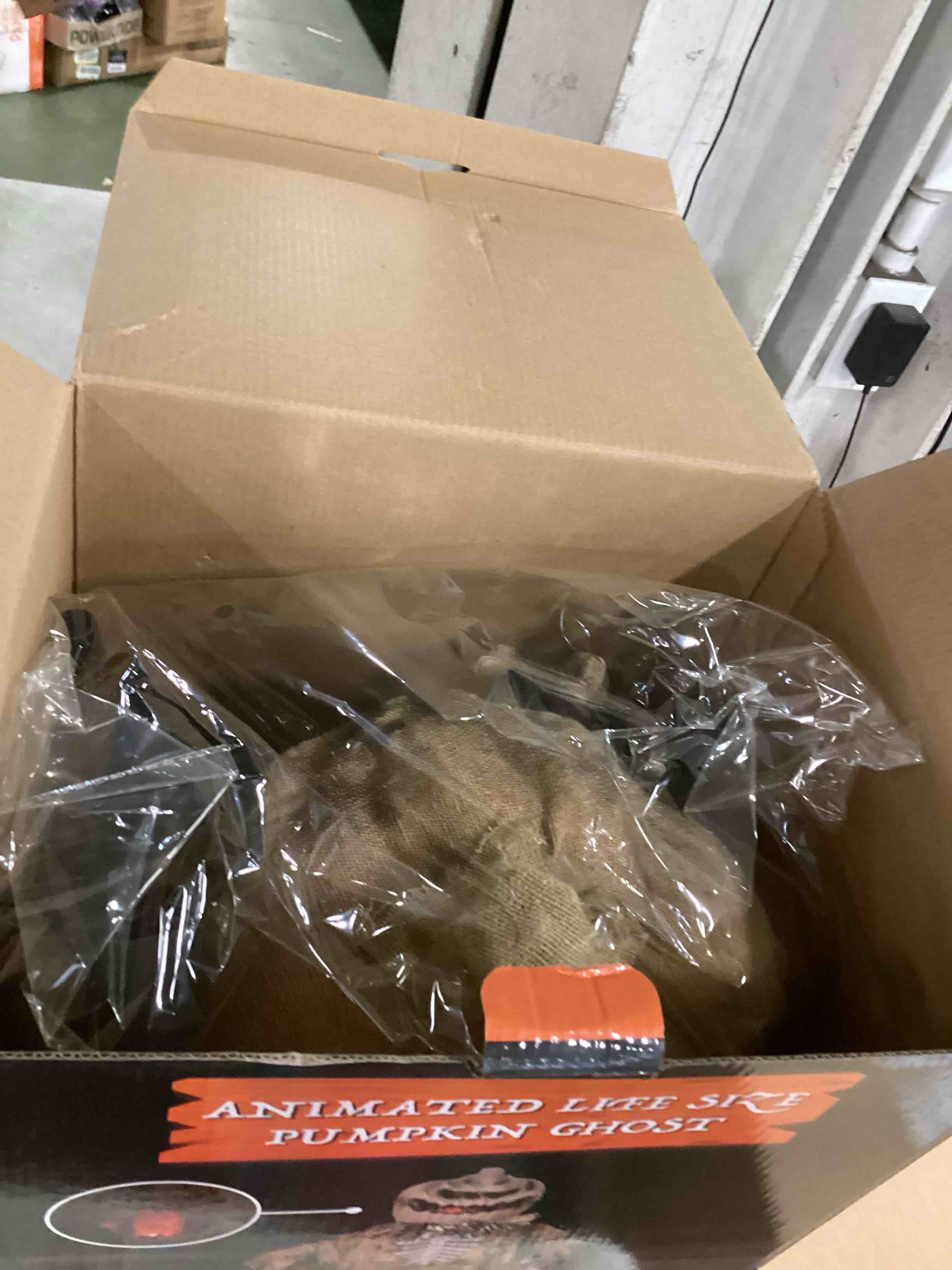 https://s3.amazonaws.com/lotting-images-prod/bidfta/PPE2244607_1739302020983.jpeg