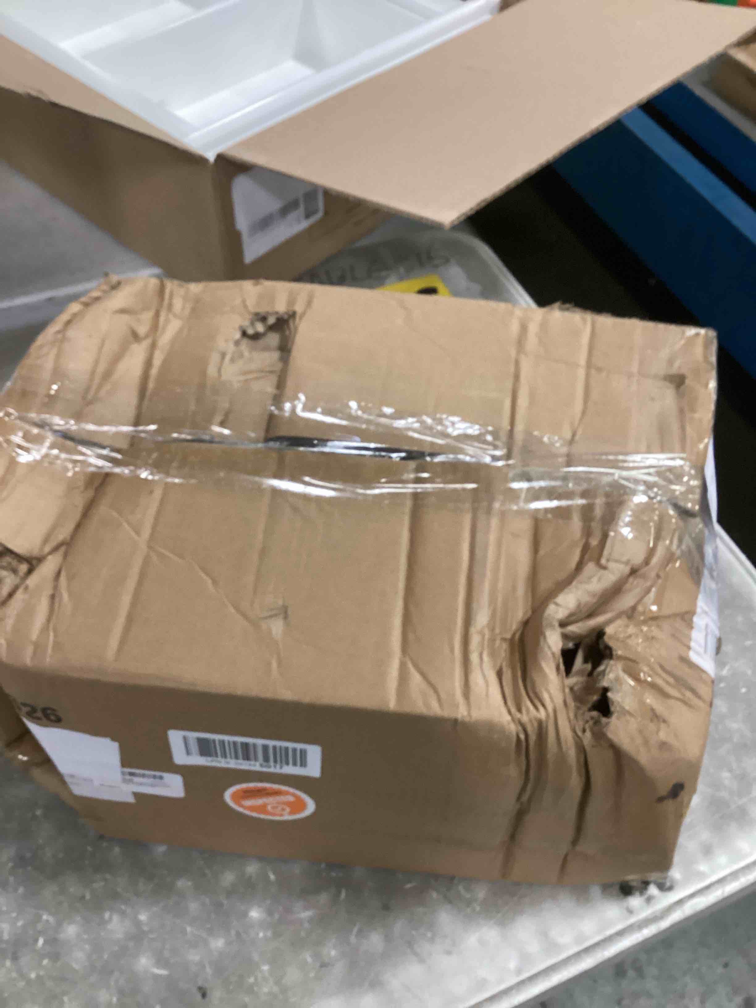 https://s3.amazonaws.com/lotting-images-prod/bidfta/PPE2244979_1739453131286.jpeg